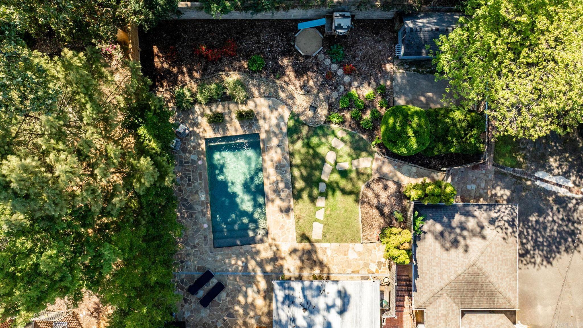 BROADVIEW - Residential