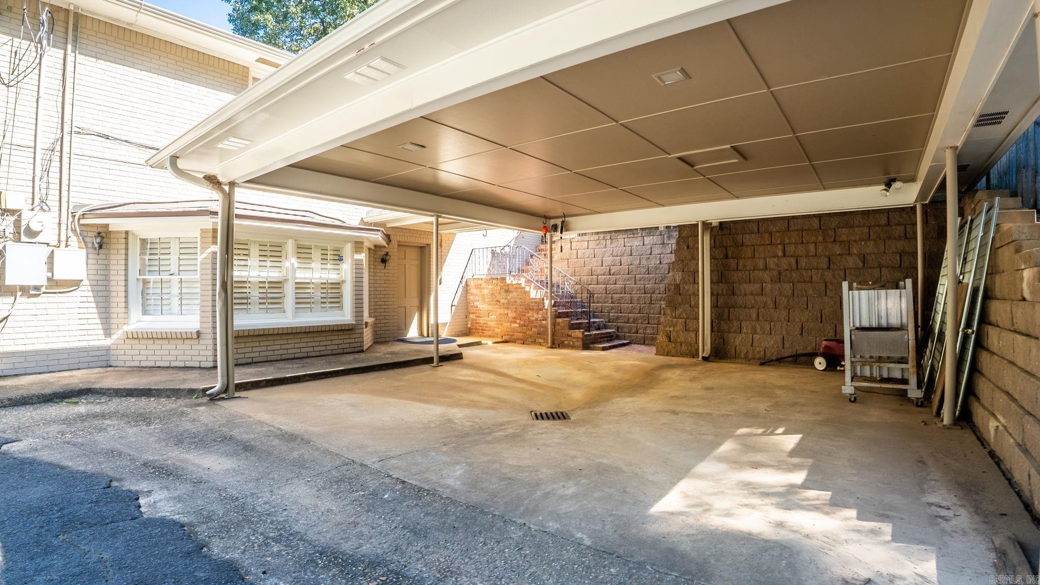 BROADVIEW - Residential
