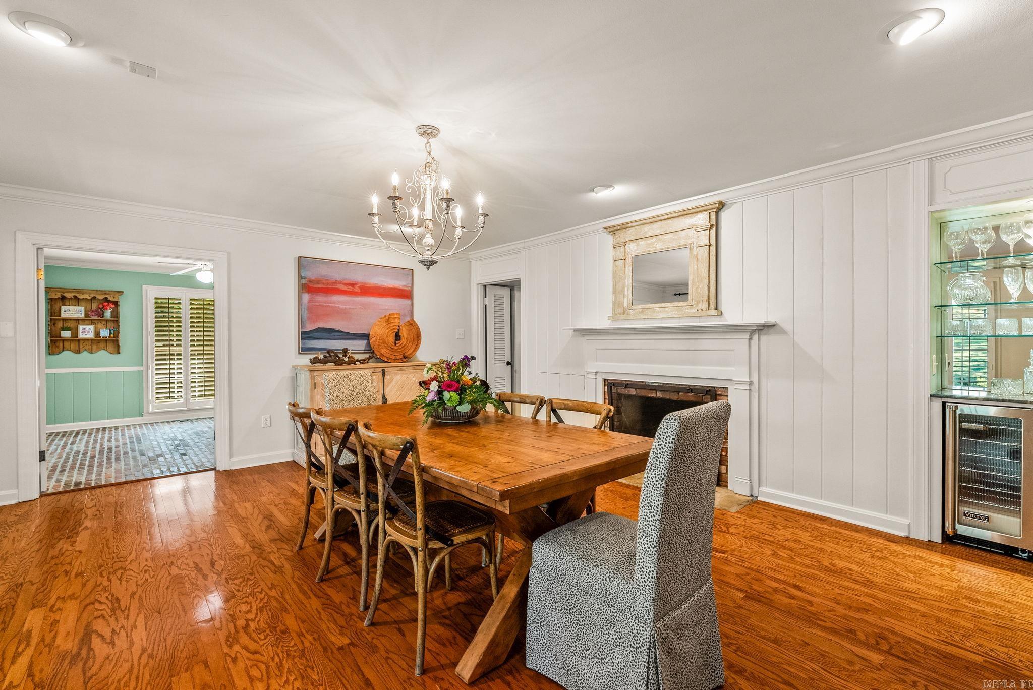 BROADVIEW - Residential