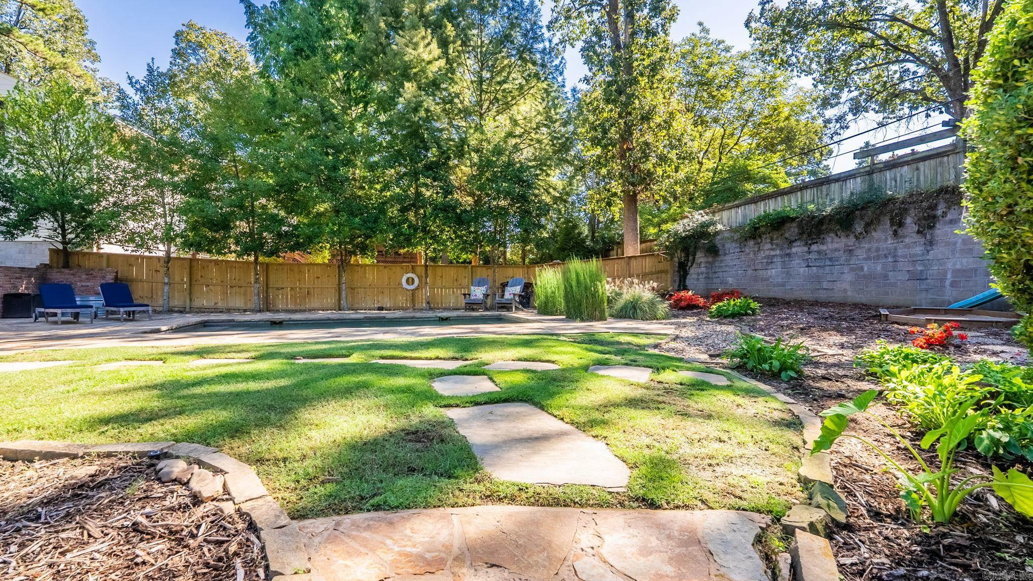 BROADVIEW - Residential