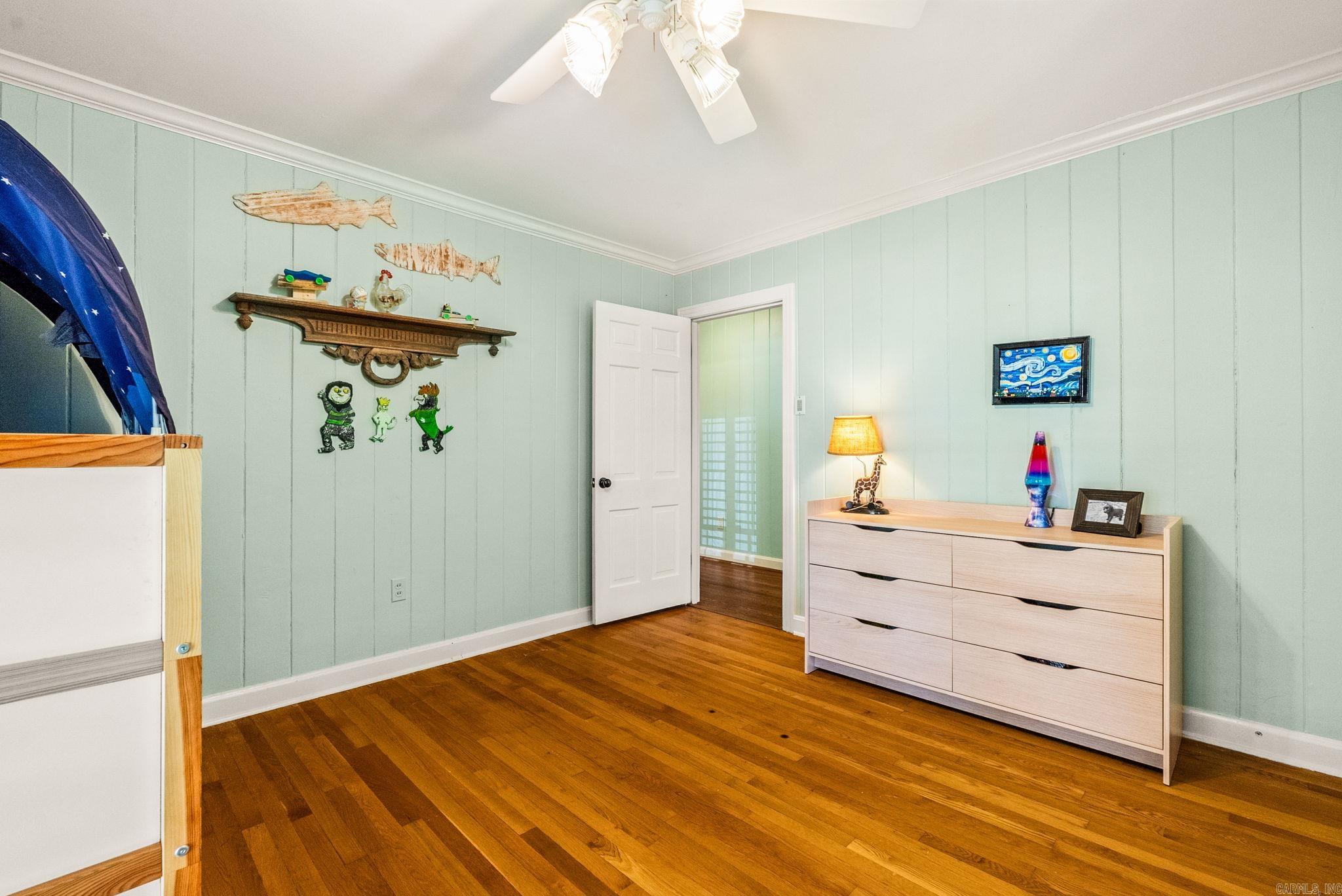 BROADVIEW - Residential