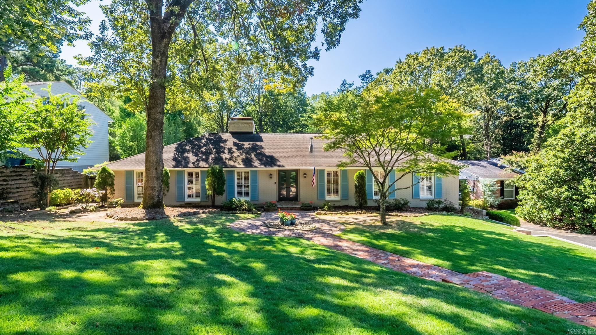 BROADVIEW - Residential