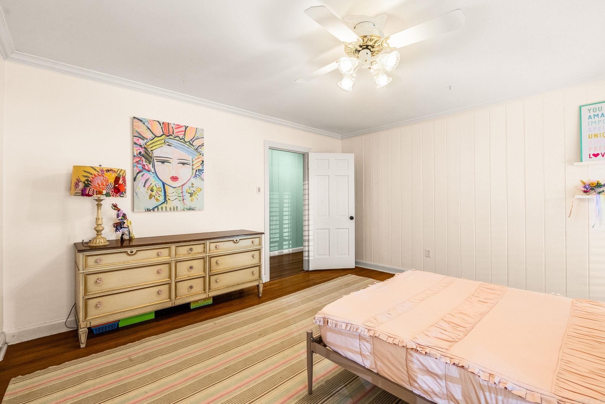 BROADVIEW - Residential