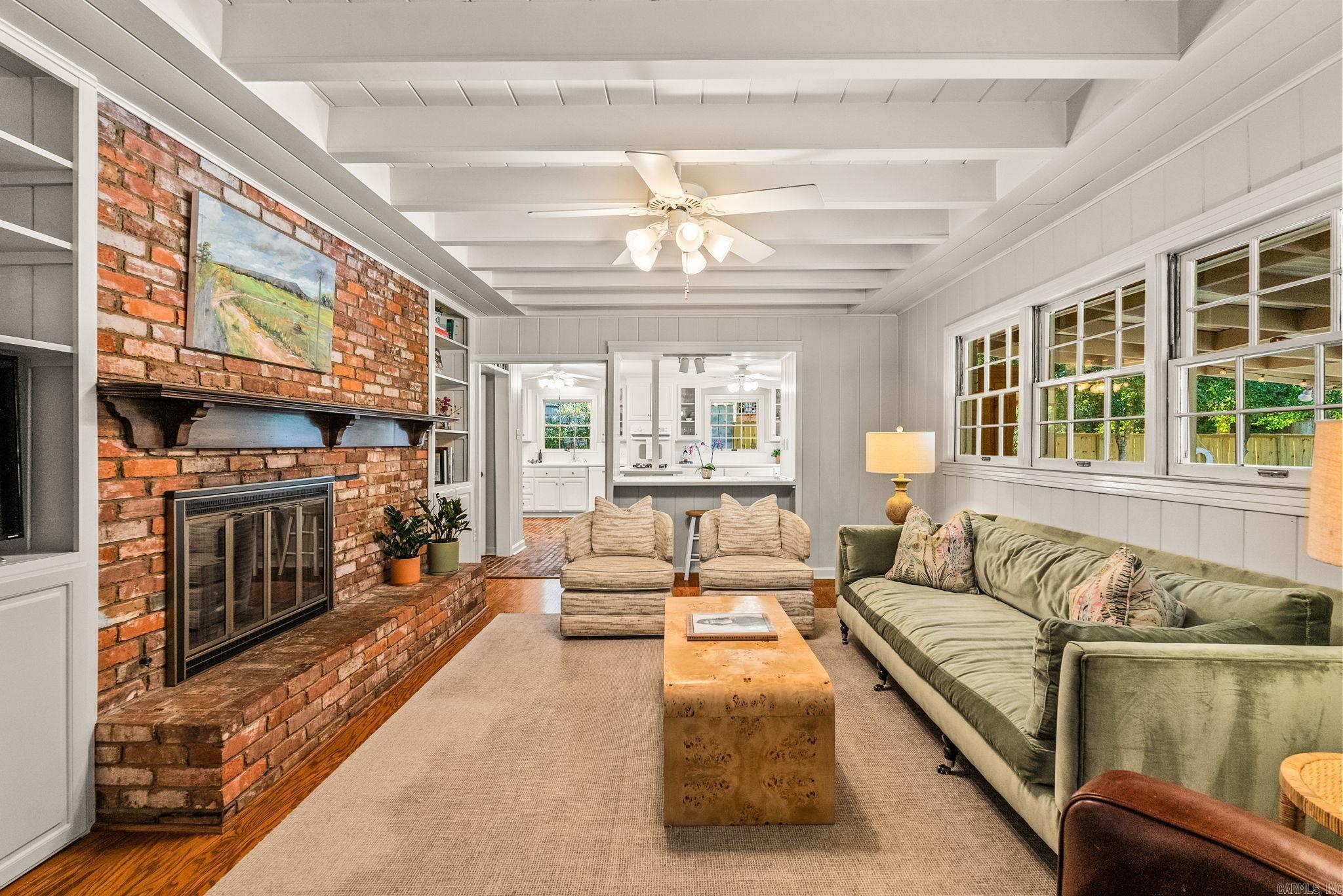 BROADVIEW - Residential