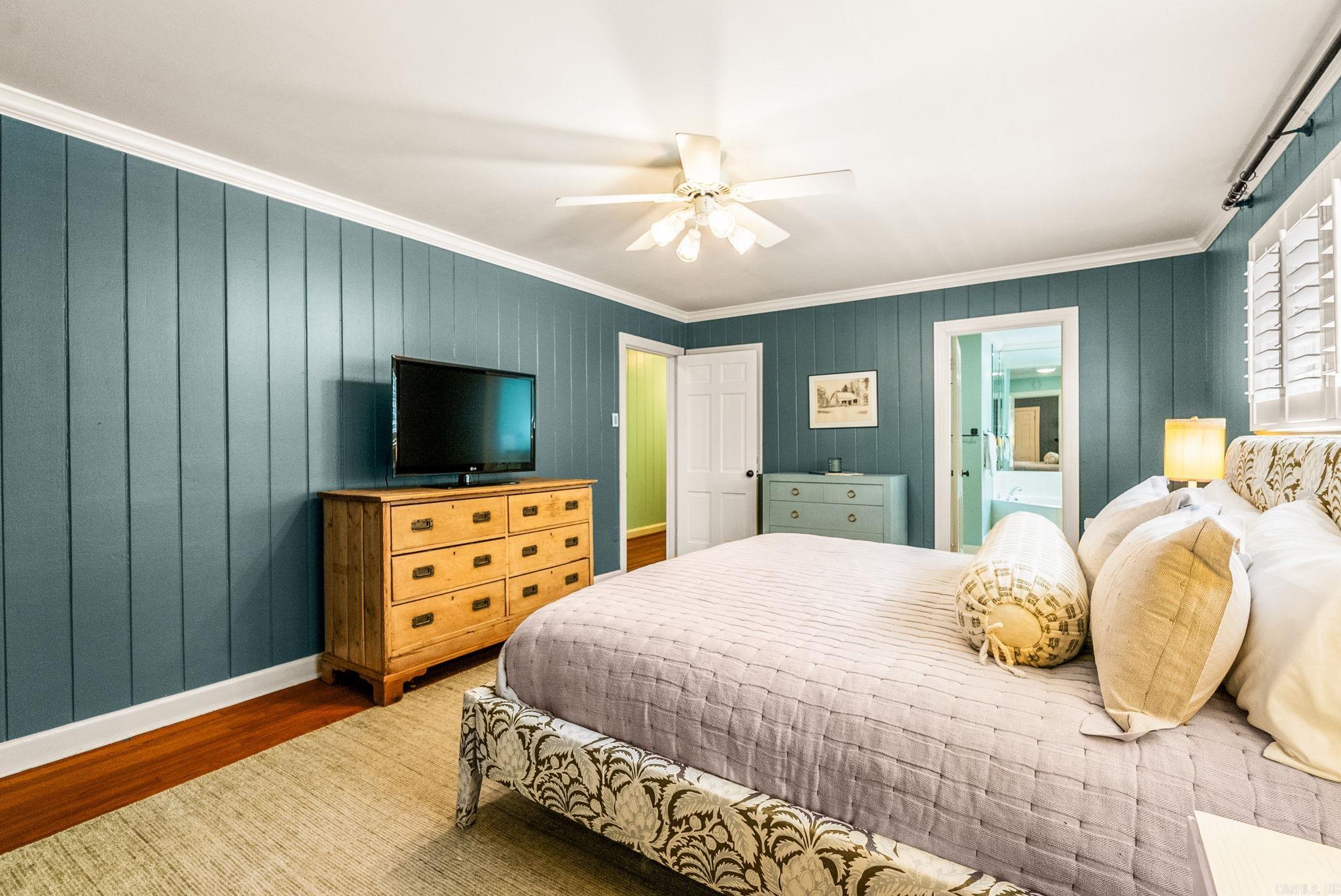 BROADVIEW - Residential
