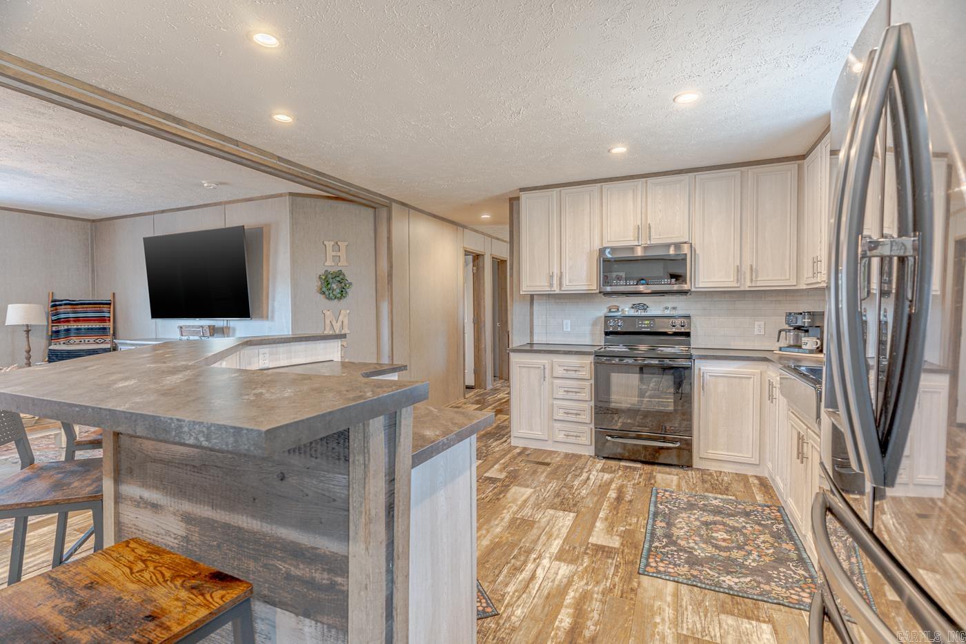 RINGLES - Residential