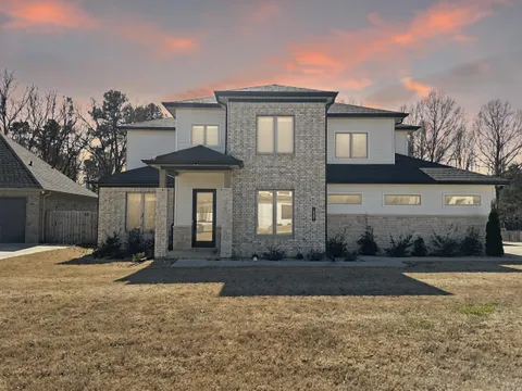 MLS: 25009470