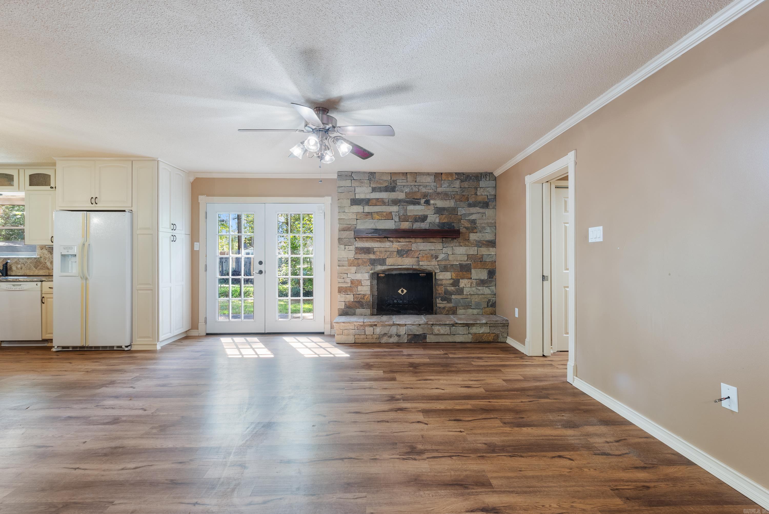 WEST GATE - Residential