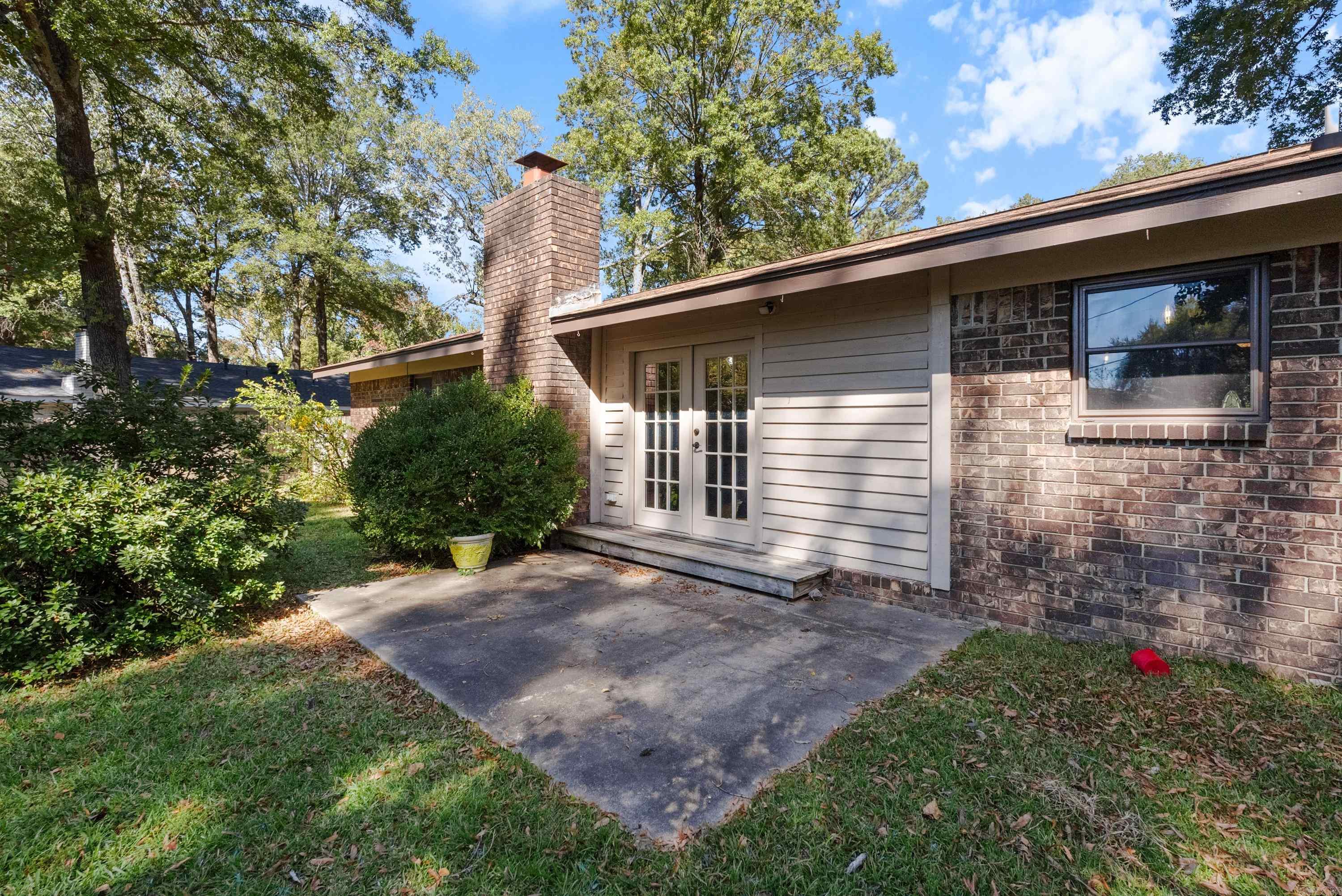 WEST GATE - Residential