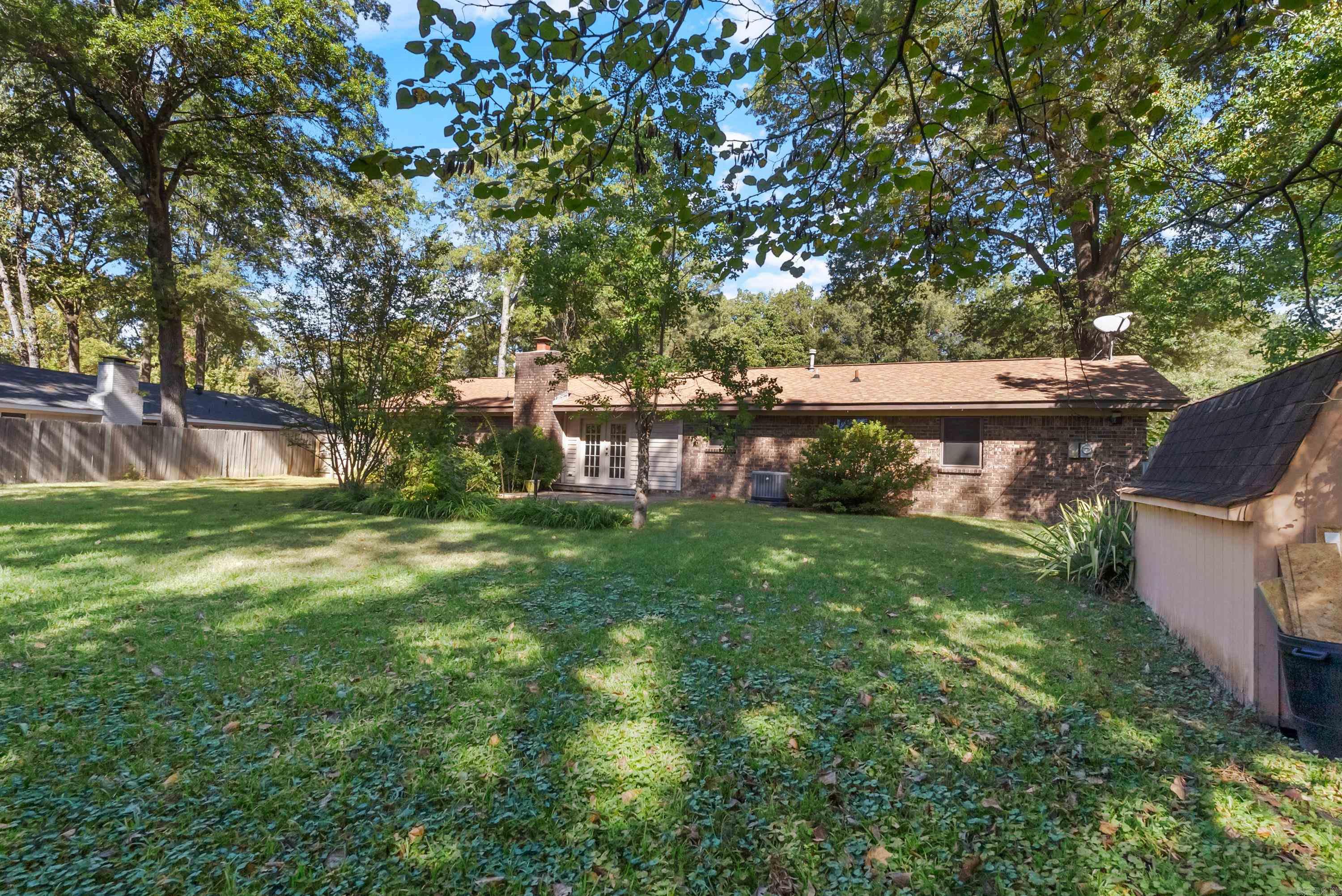 WEST GATE - Residential