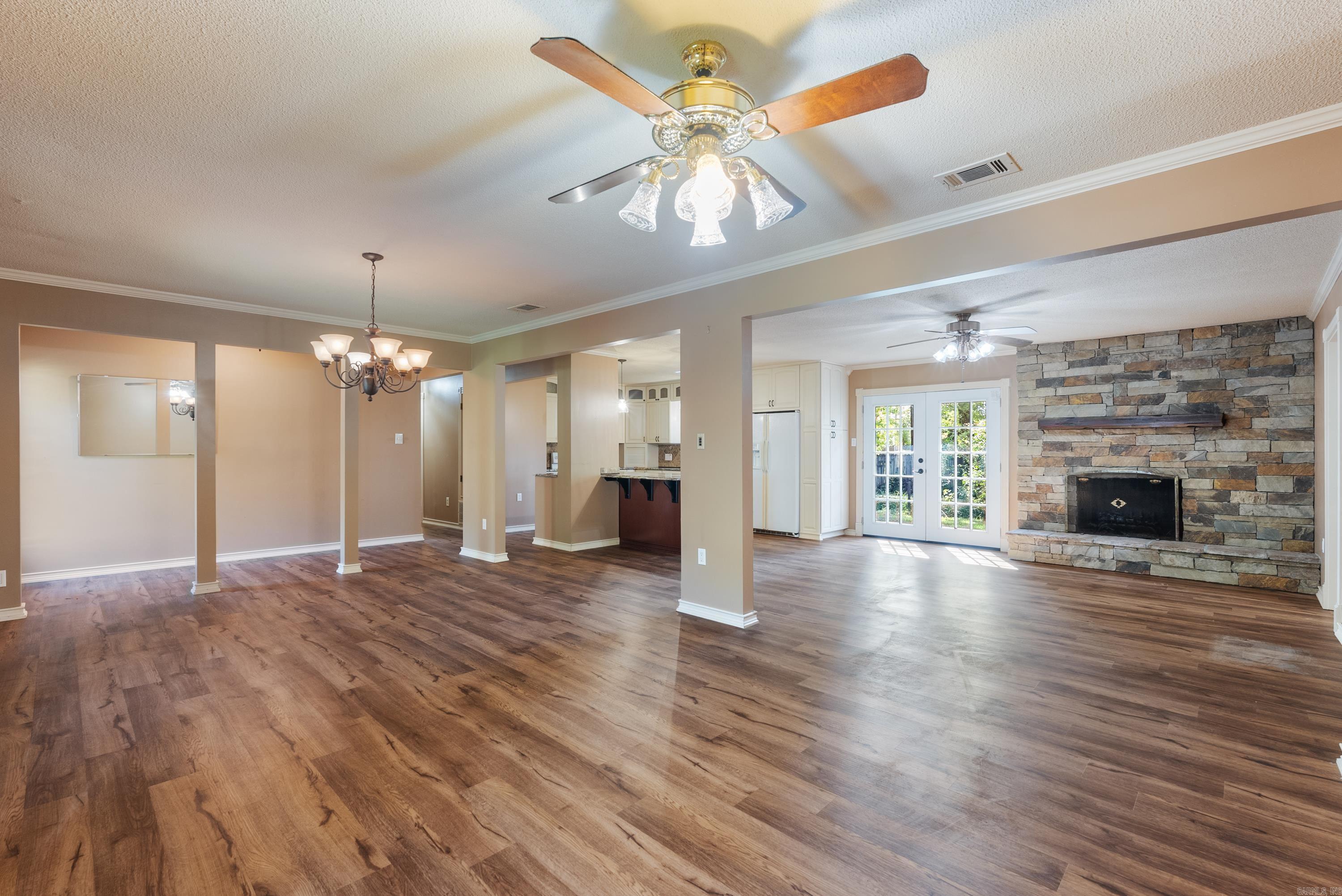 WEST GATE - Residential