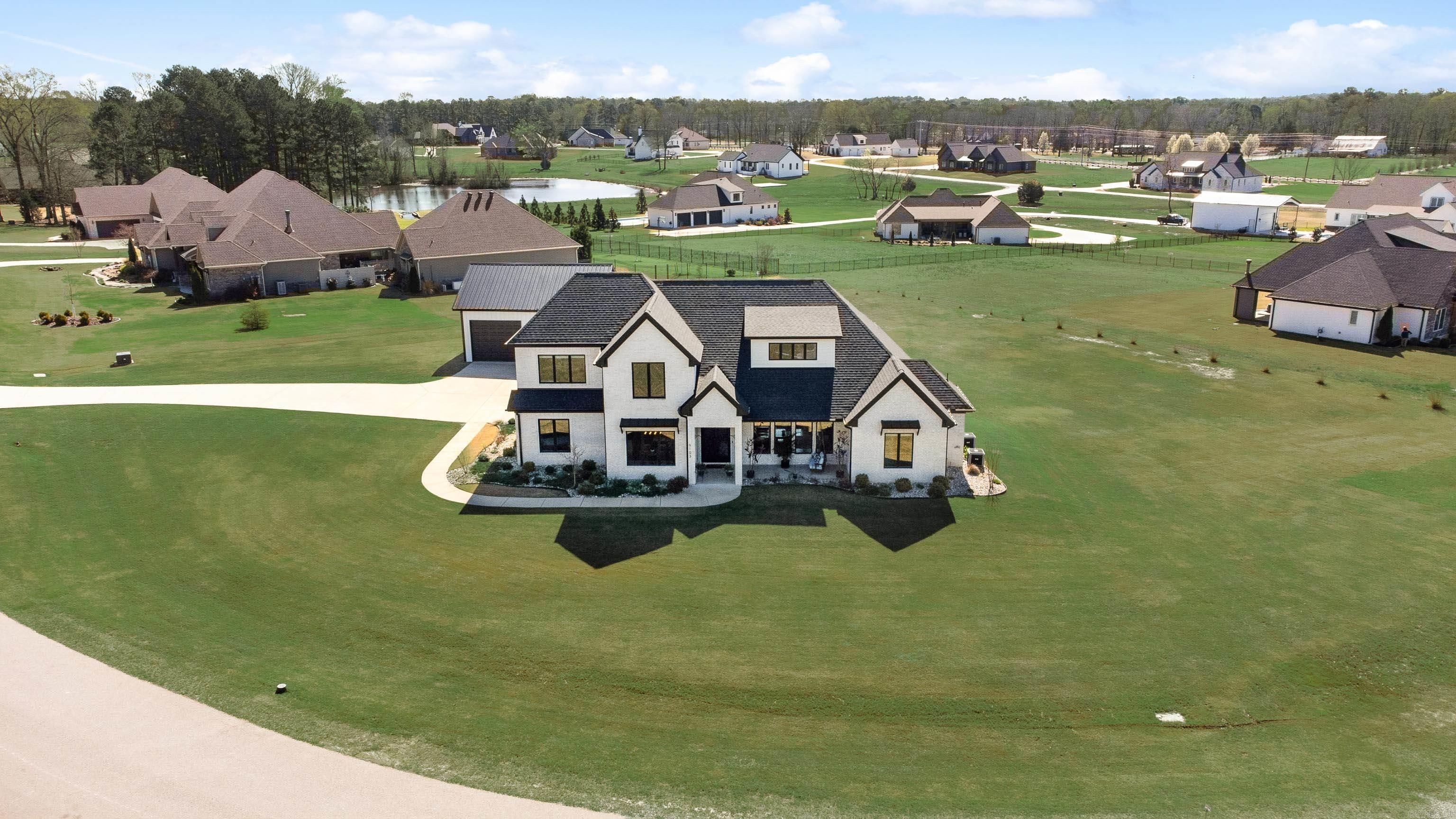 THE STABLES - Residential