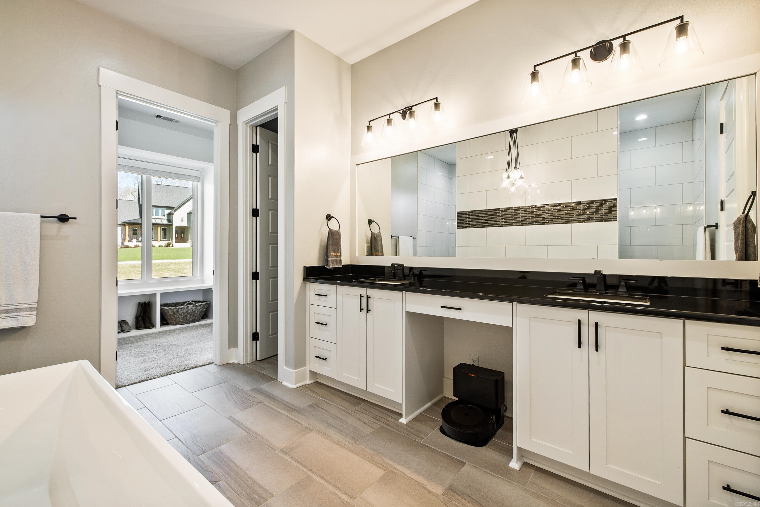 THE STABLES - Residential