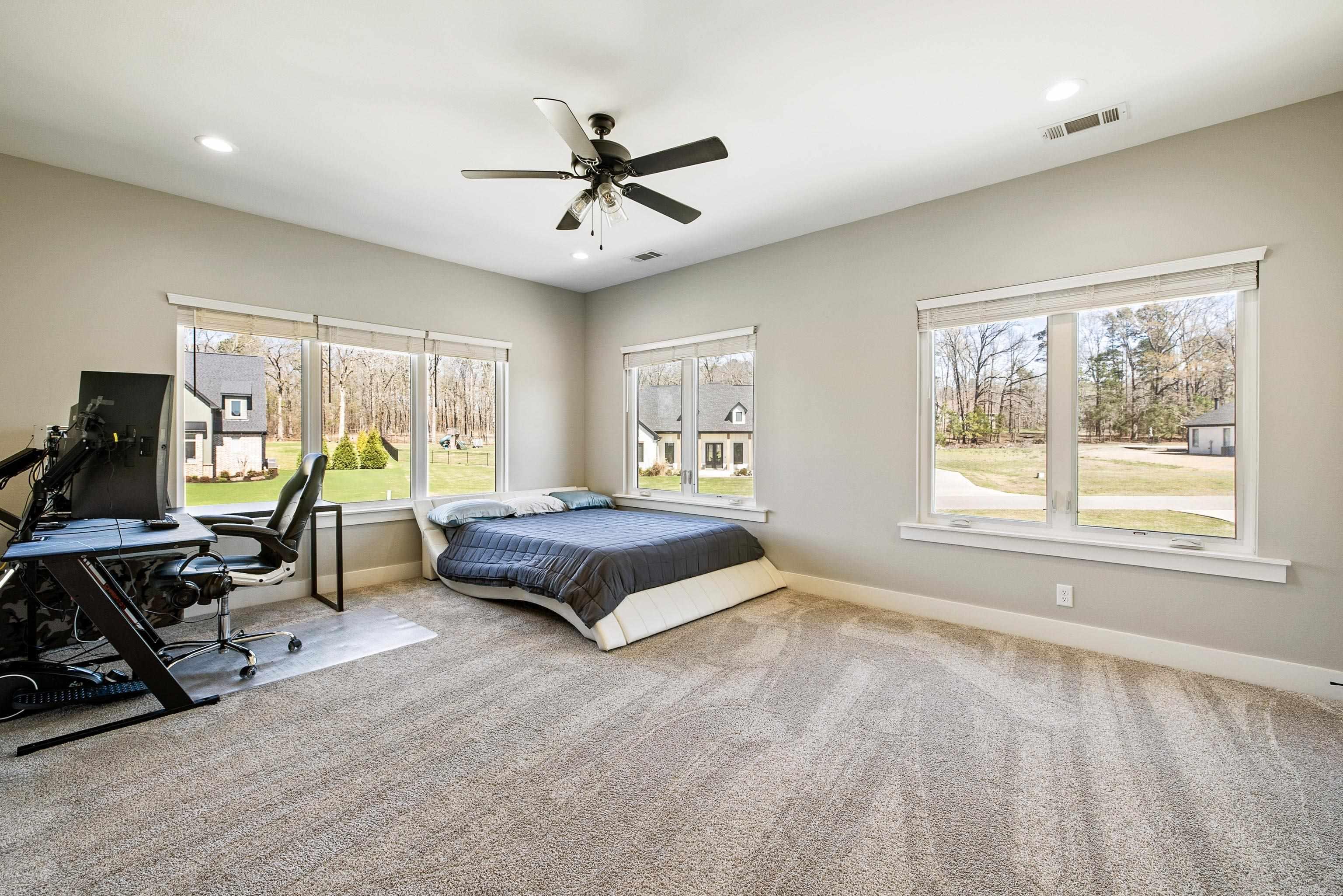 THE STABLES - Residential