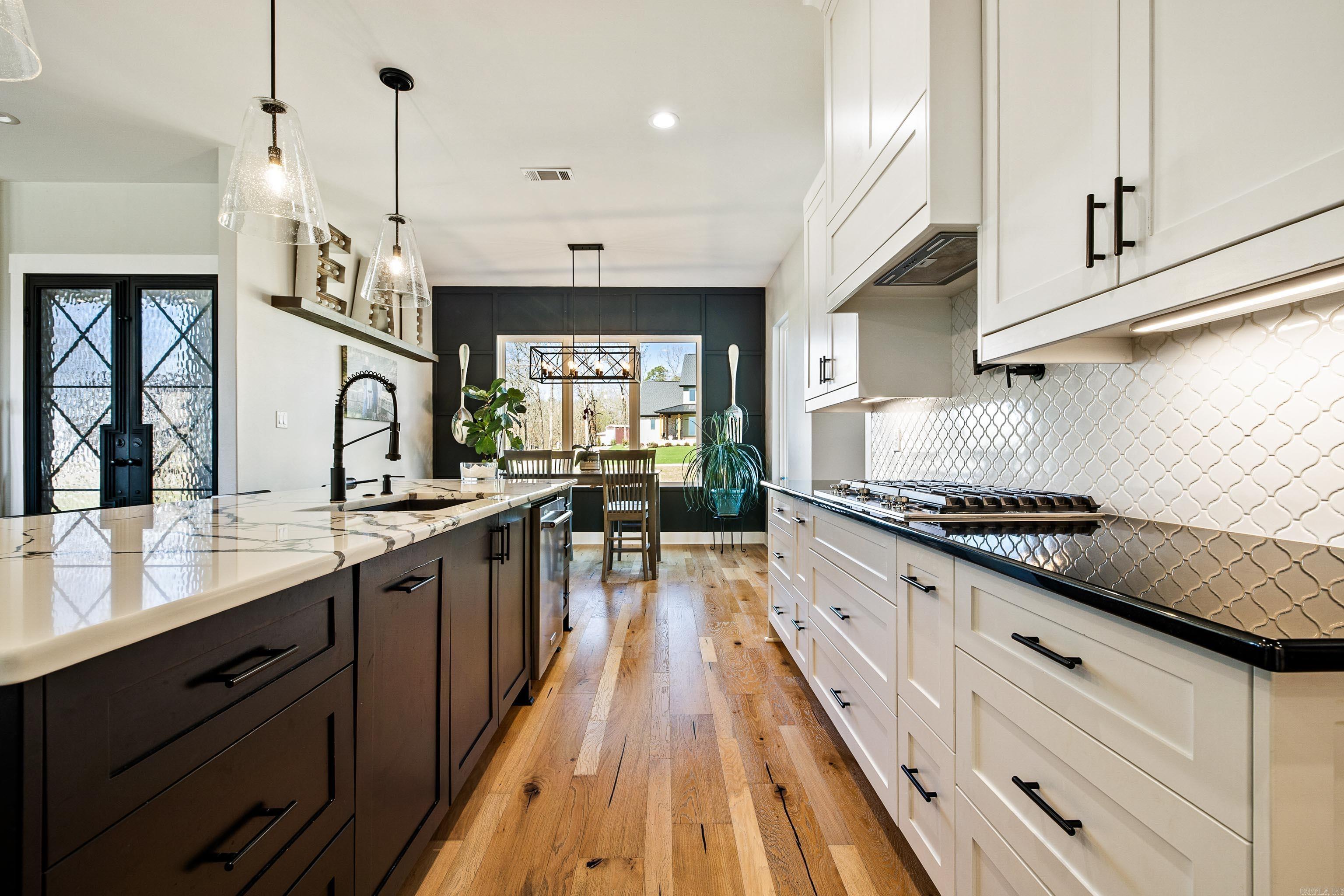 THE STABLES - Residential