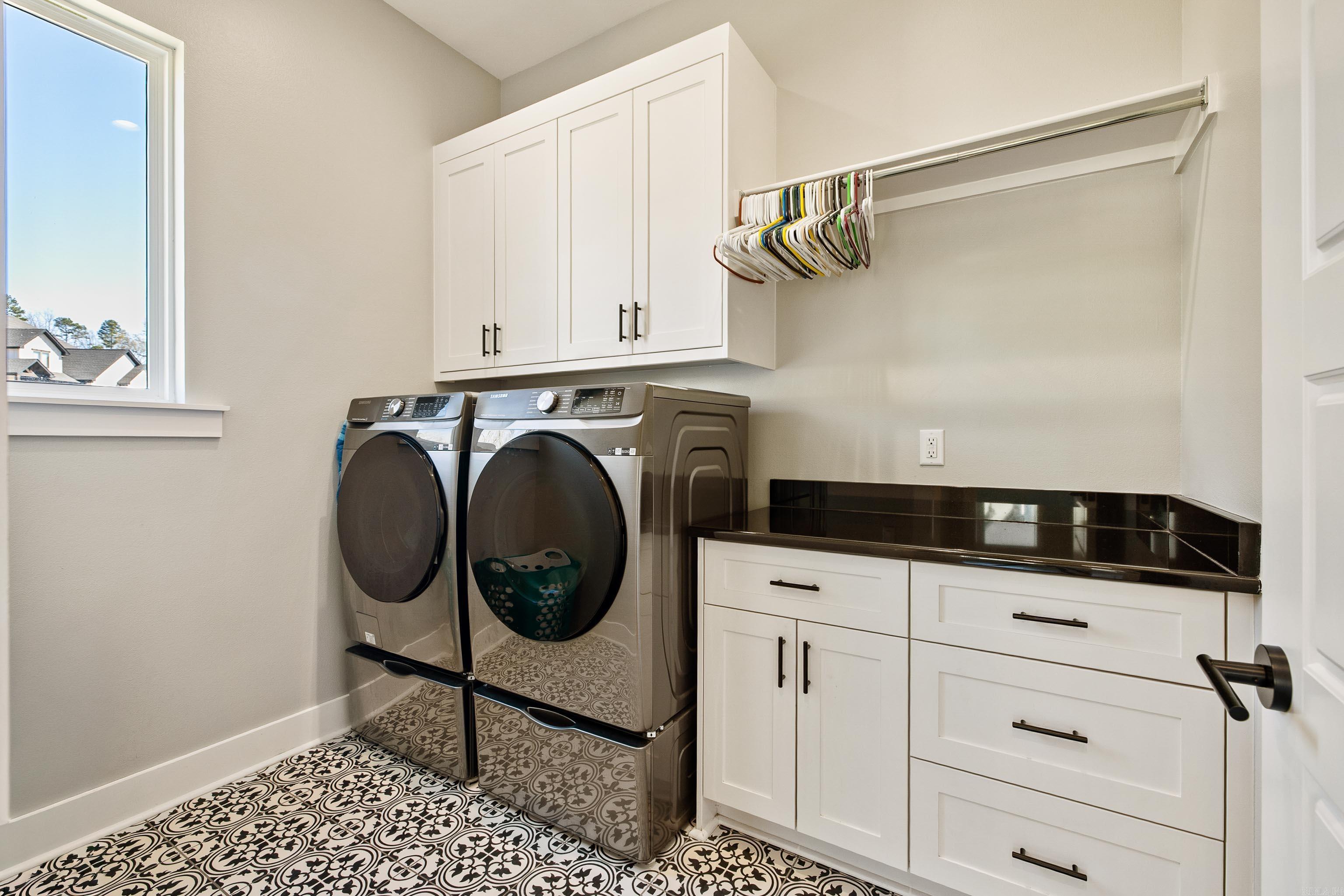 THE STABLES - Residential