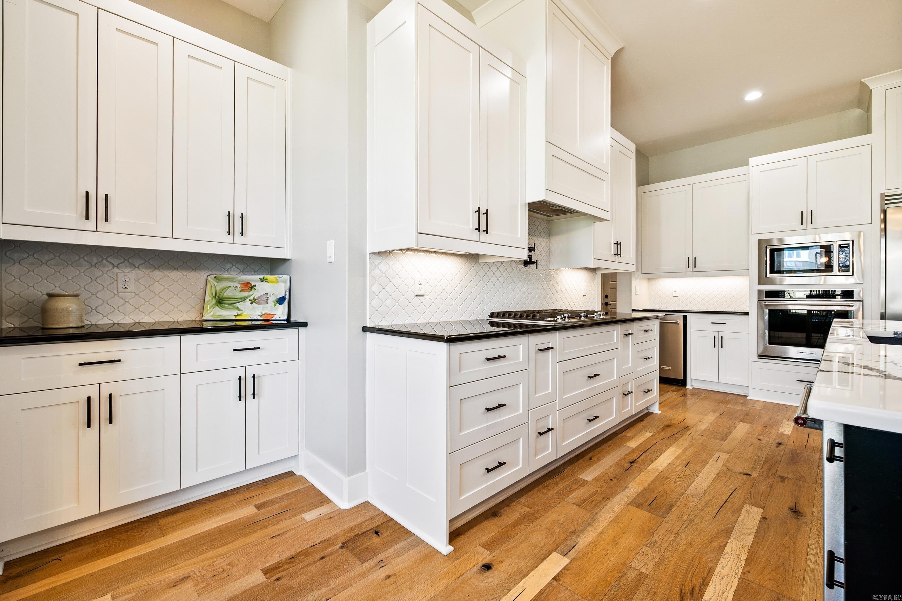 THE STABLES - Residential