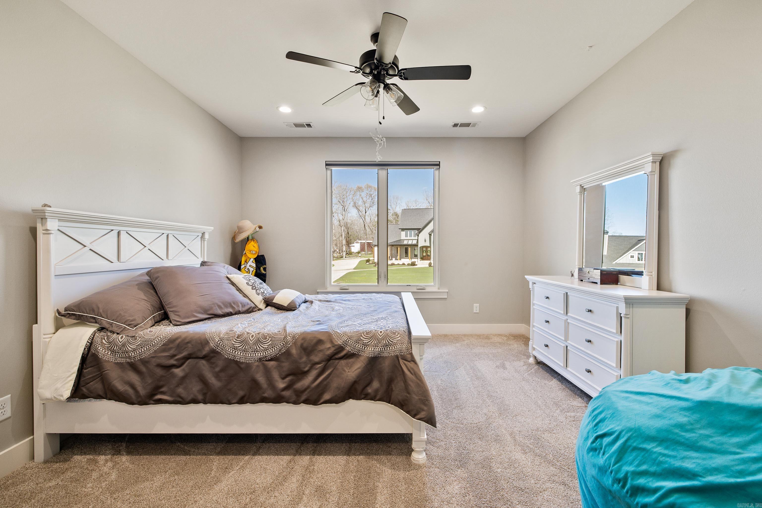 THE STABLES - Residential