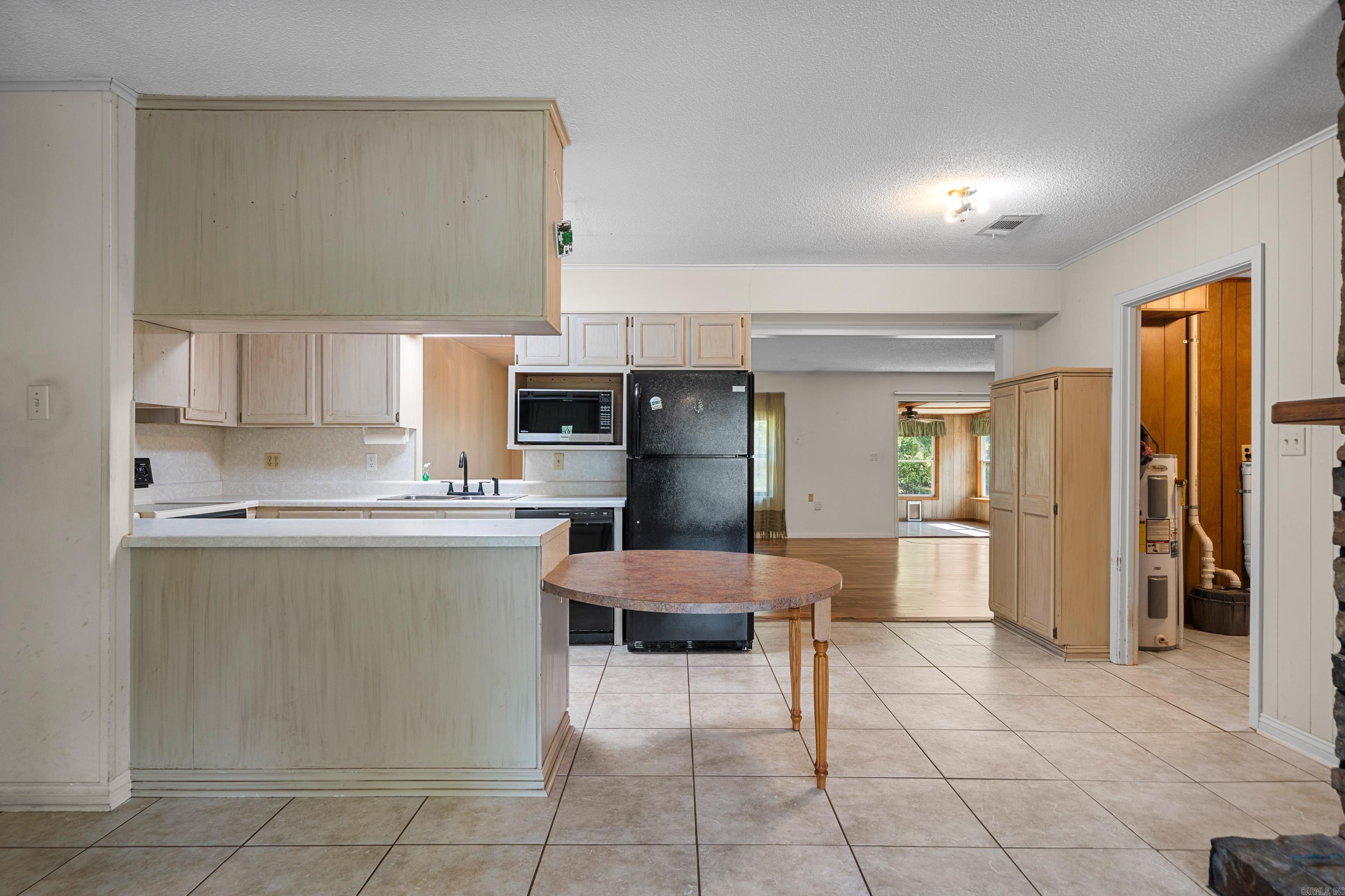 Ranch Estate - Residential