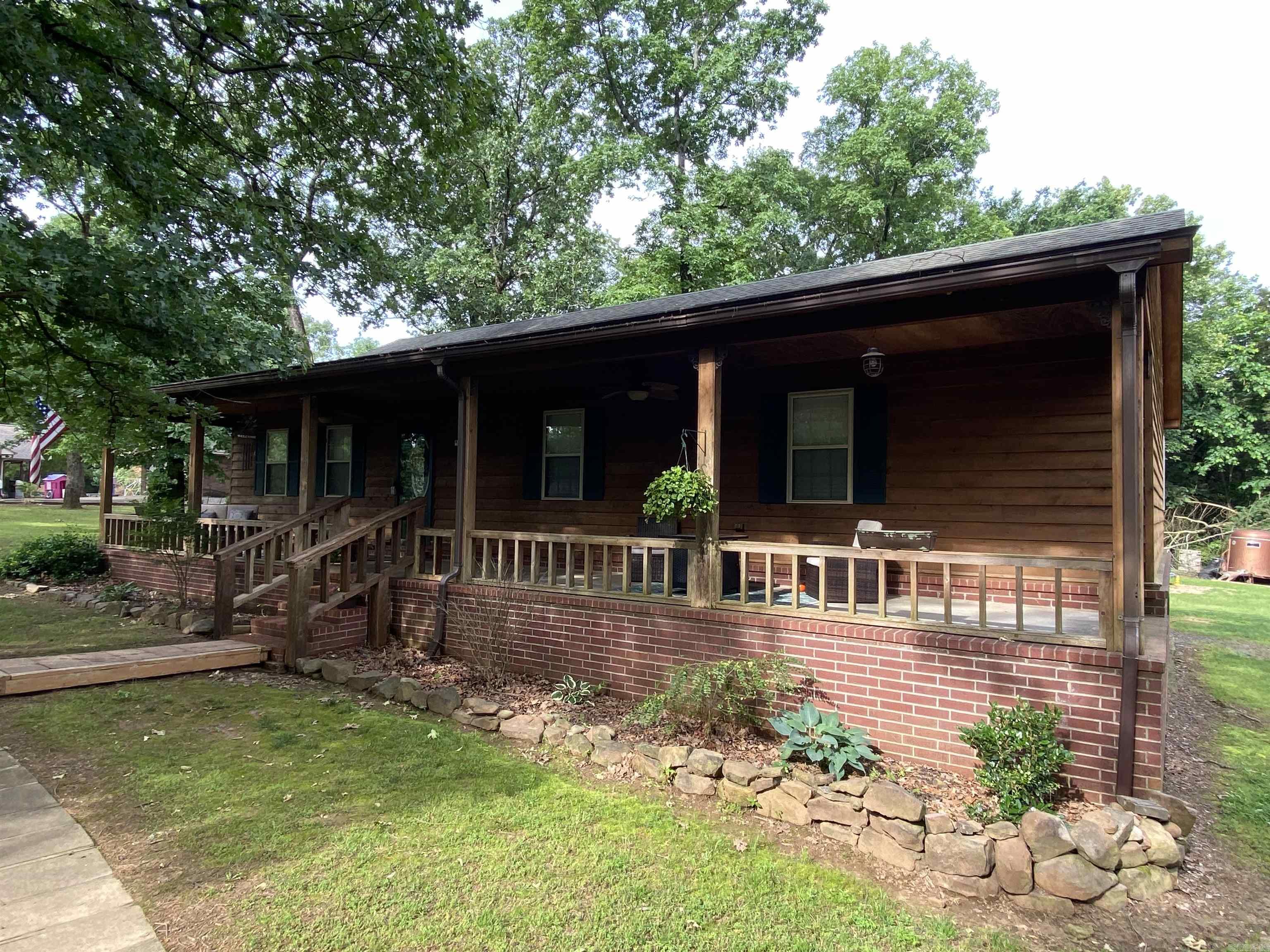 CLOVERLEAF ESTATES - Residential