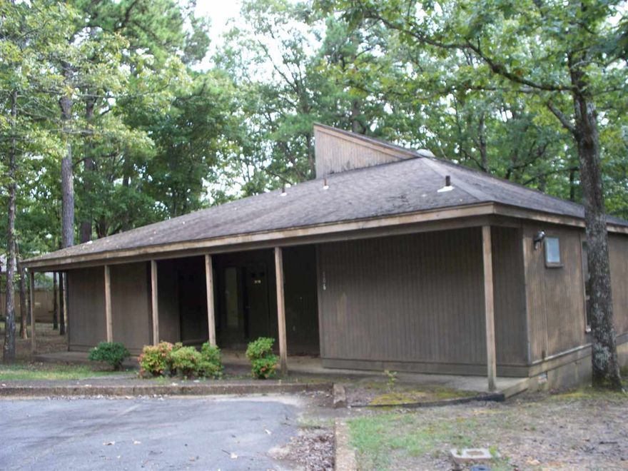 Single level 2 bedroom/3 bath with lock off capability.  Was originally built for nightly lodging.  Great location.  Walking distance of many amenities and a short drive to others.