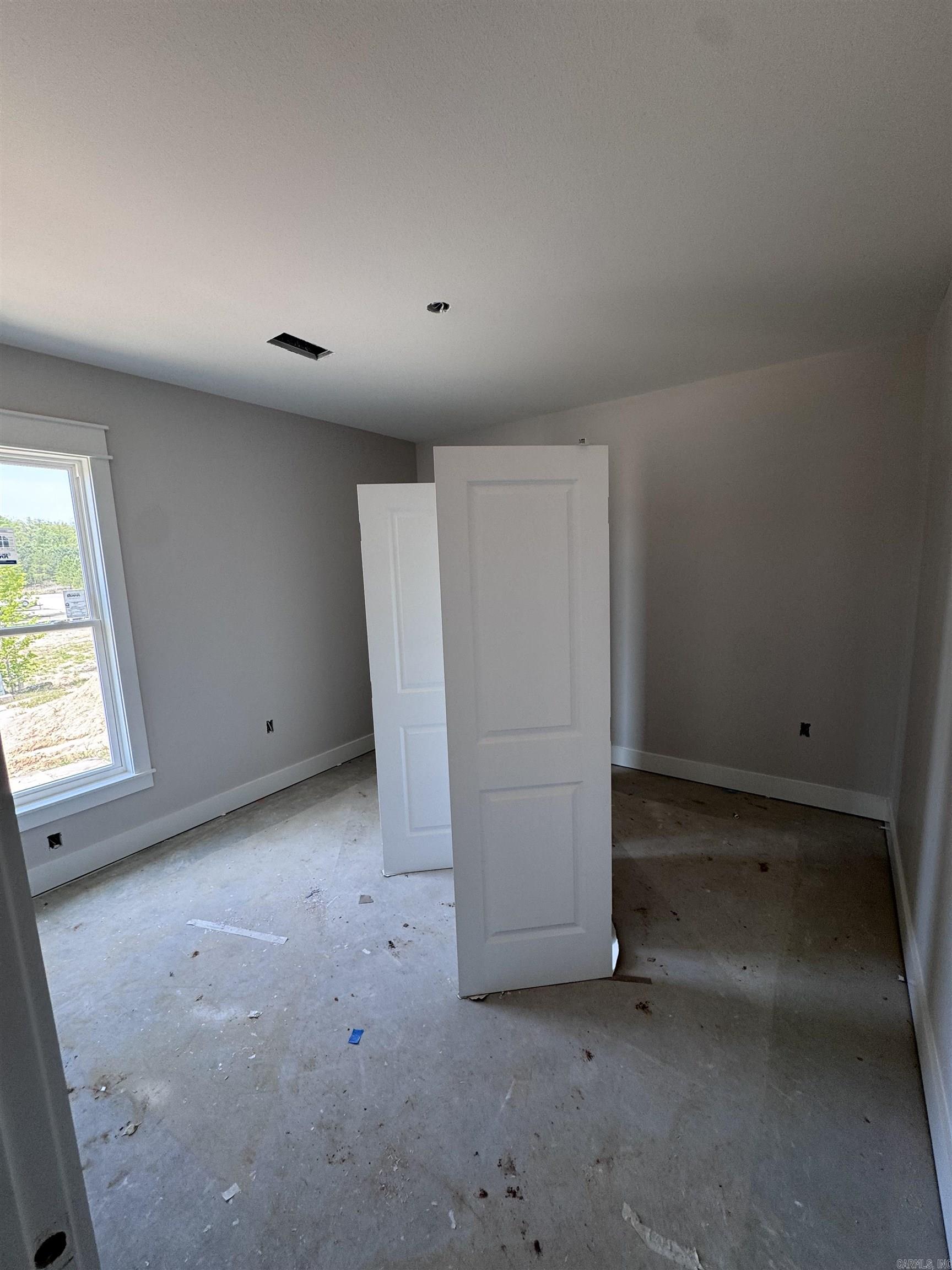 MIDTOWN BRYANT - Residential