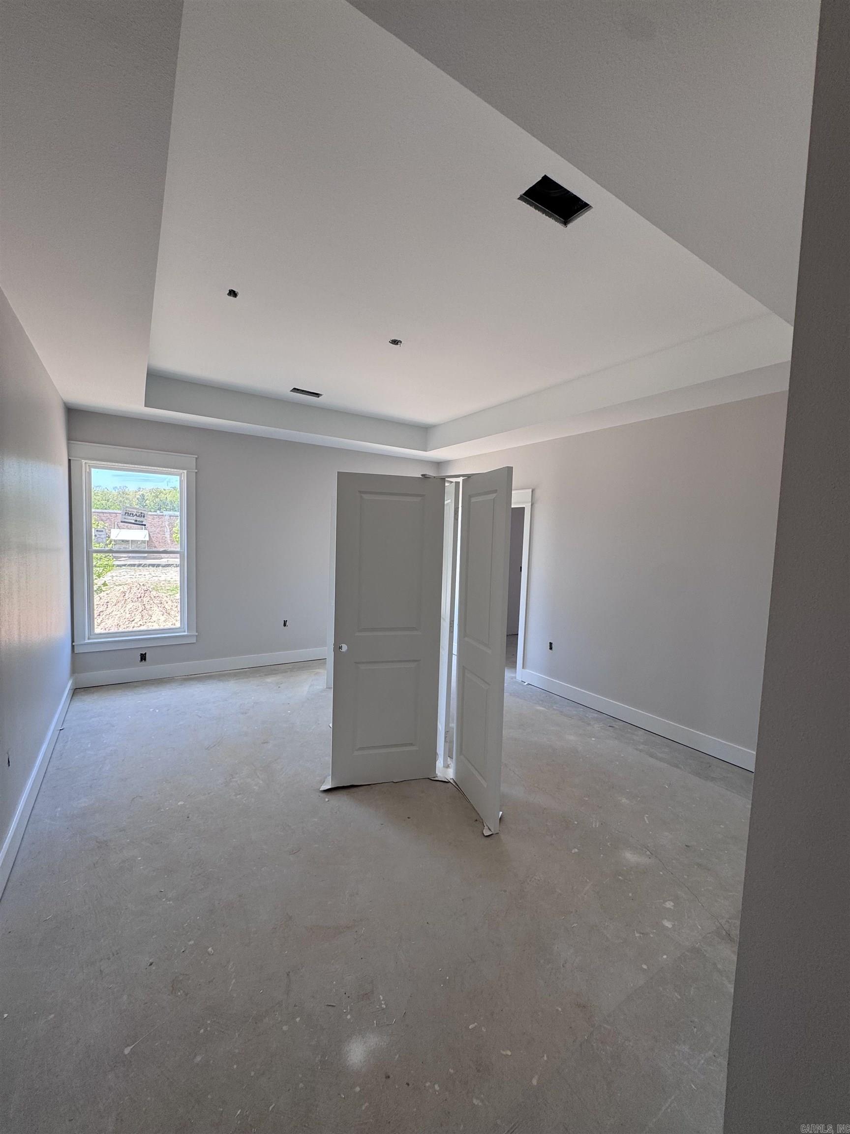 MIDTOWN BRYANT - Residential