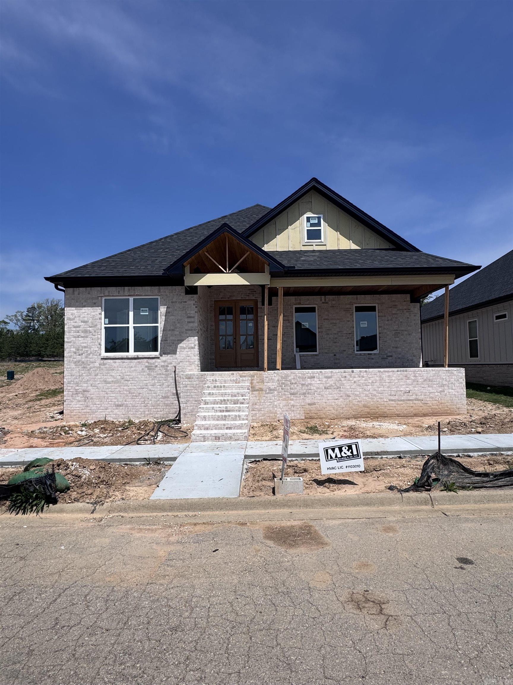 MIDTOWN BRYANT - Residential