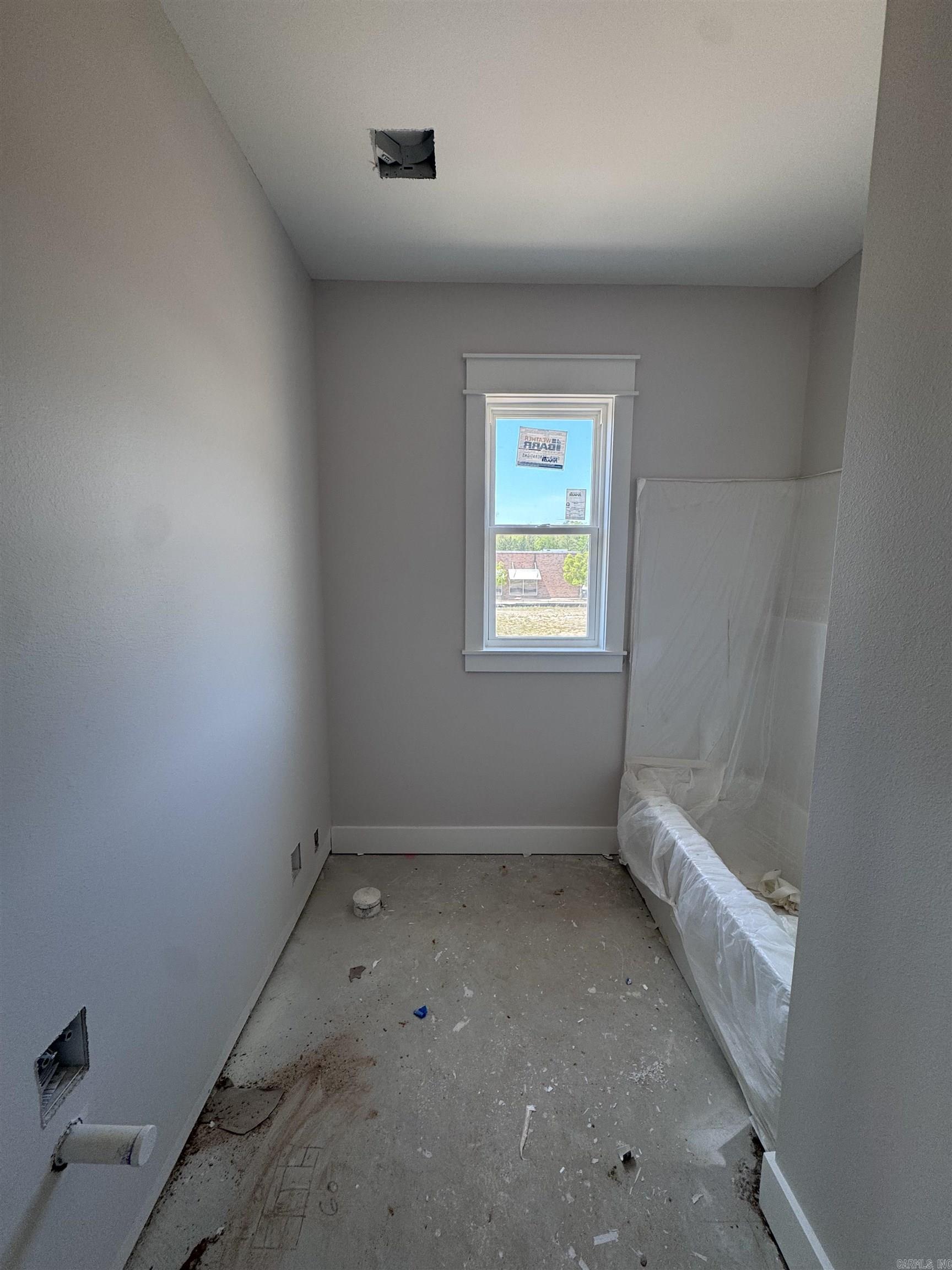 MIDTOWN BRYANT - Residential