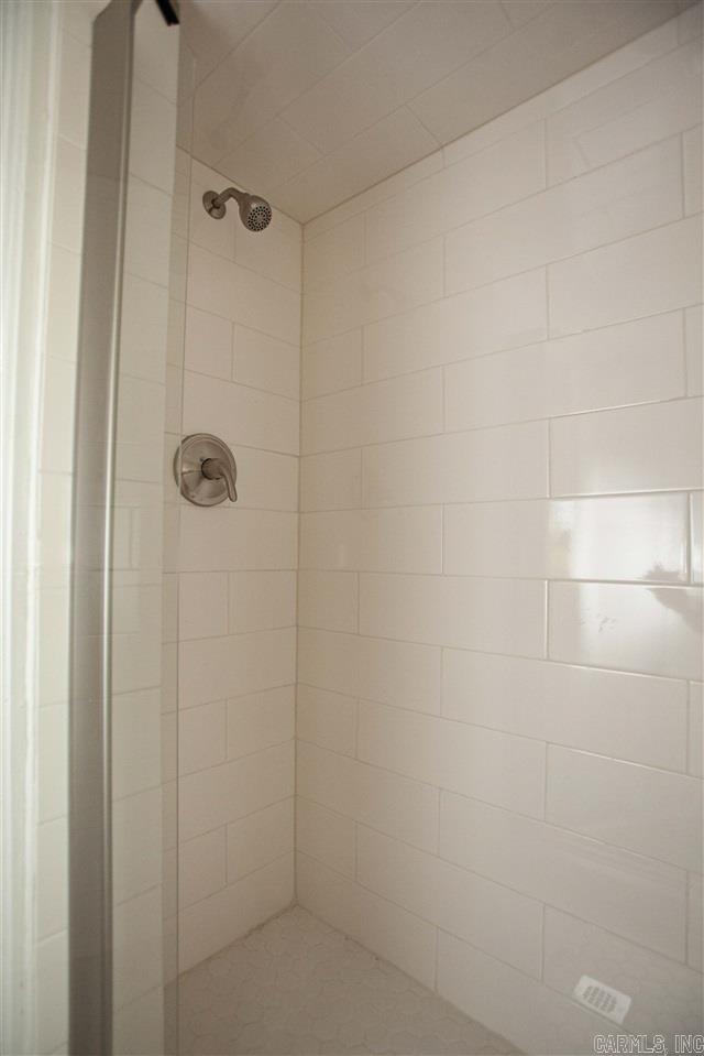 Heights-Hillcrest - Residential Lease