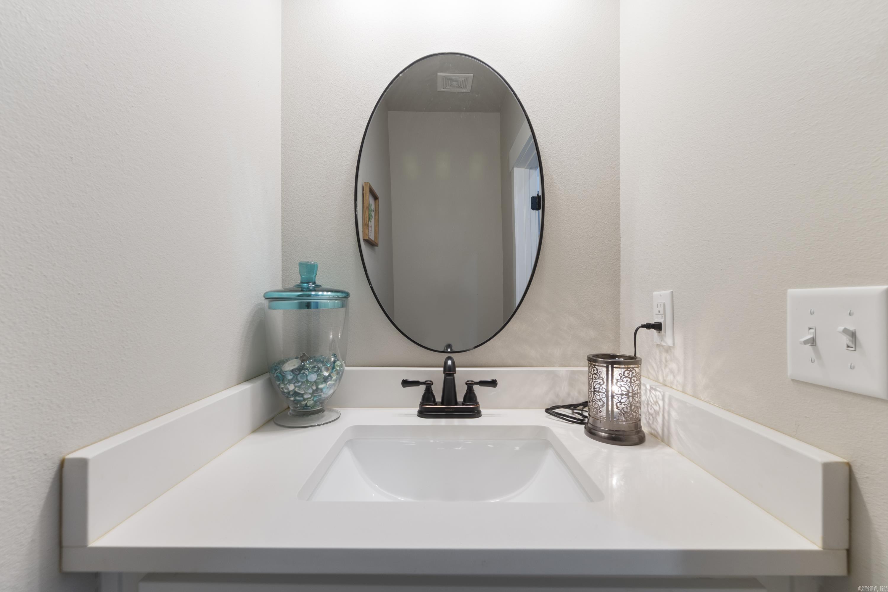 THE WOODS OF HURRICANE LAKE ESTA - Residential