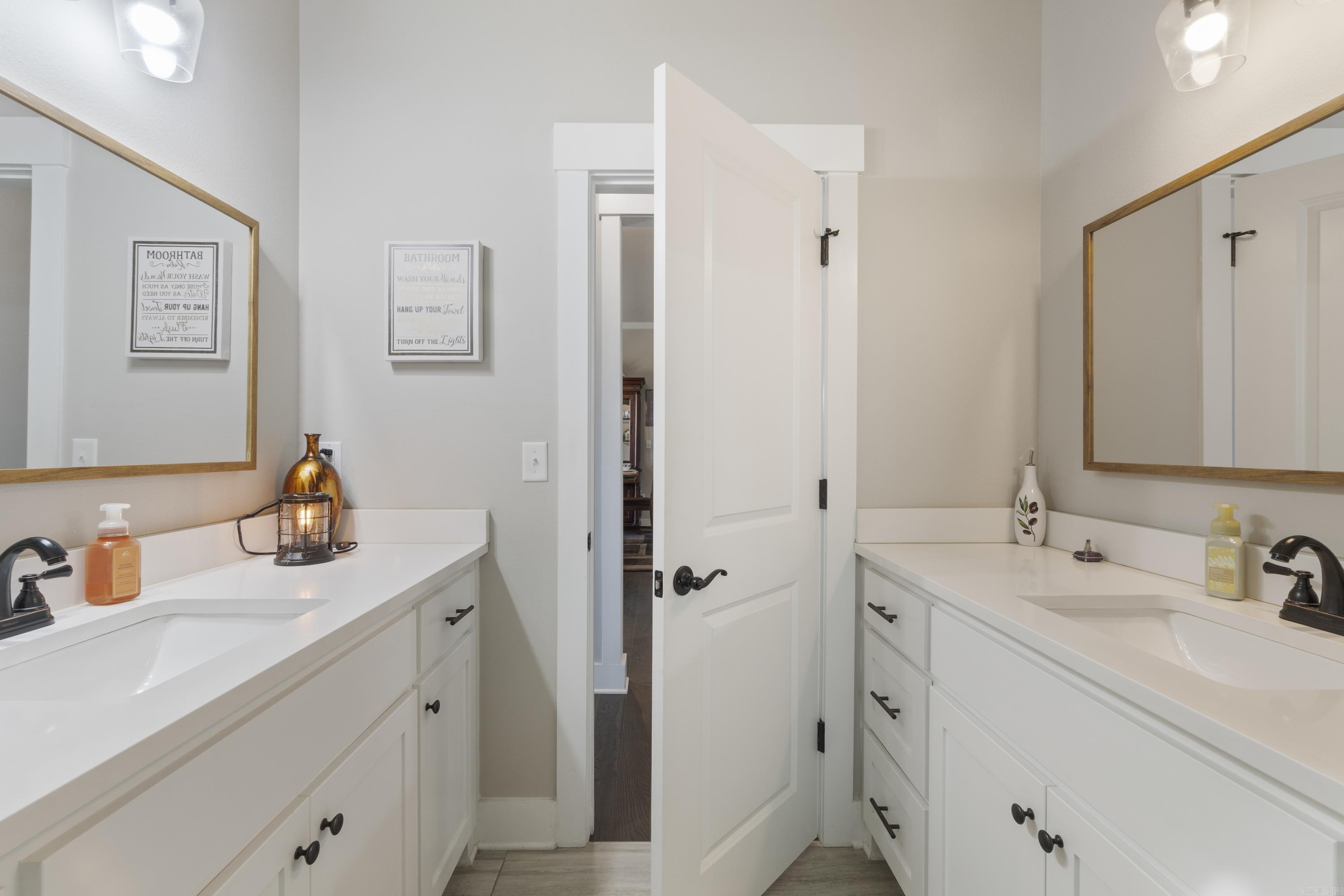 THE WOODS OF HURRICANE LAKE ESTA - Residential