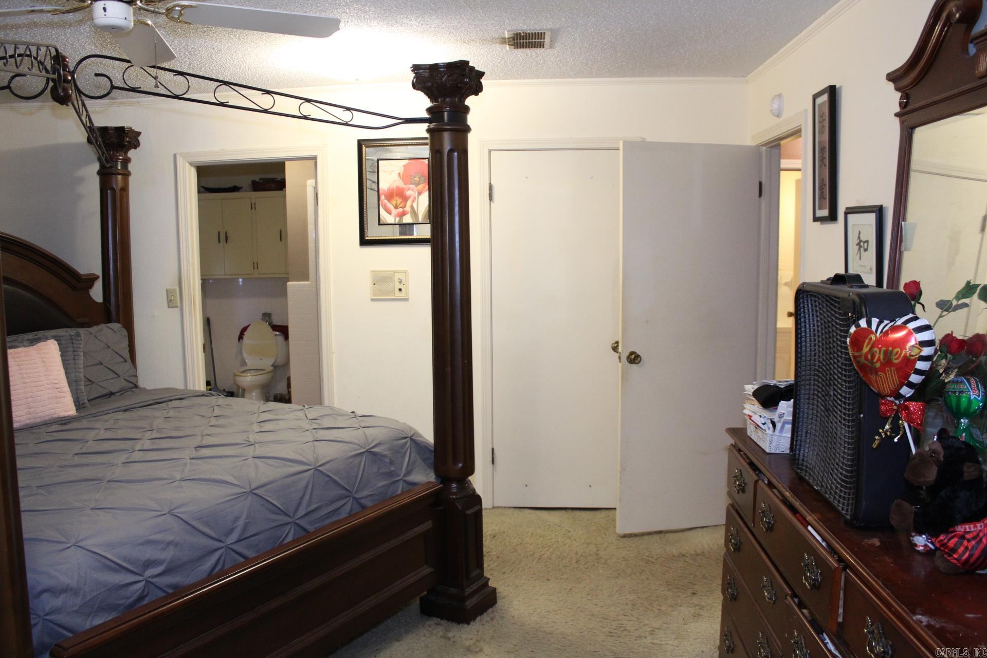 FORREST KNOLL - Residential