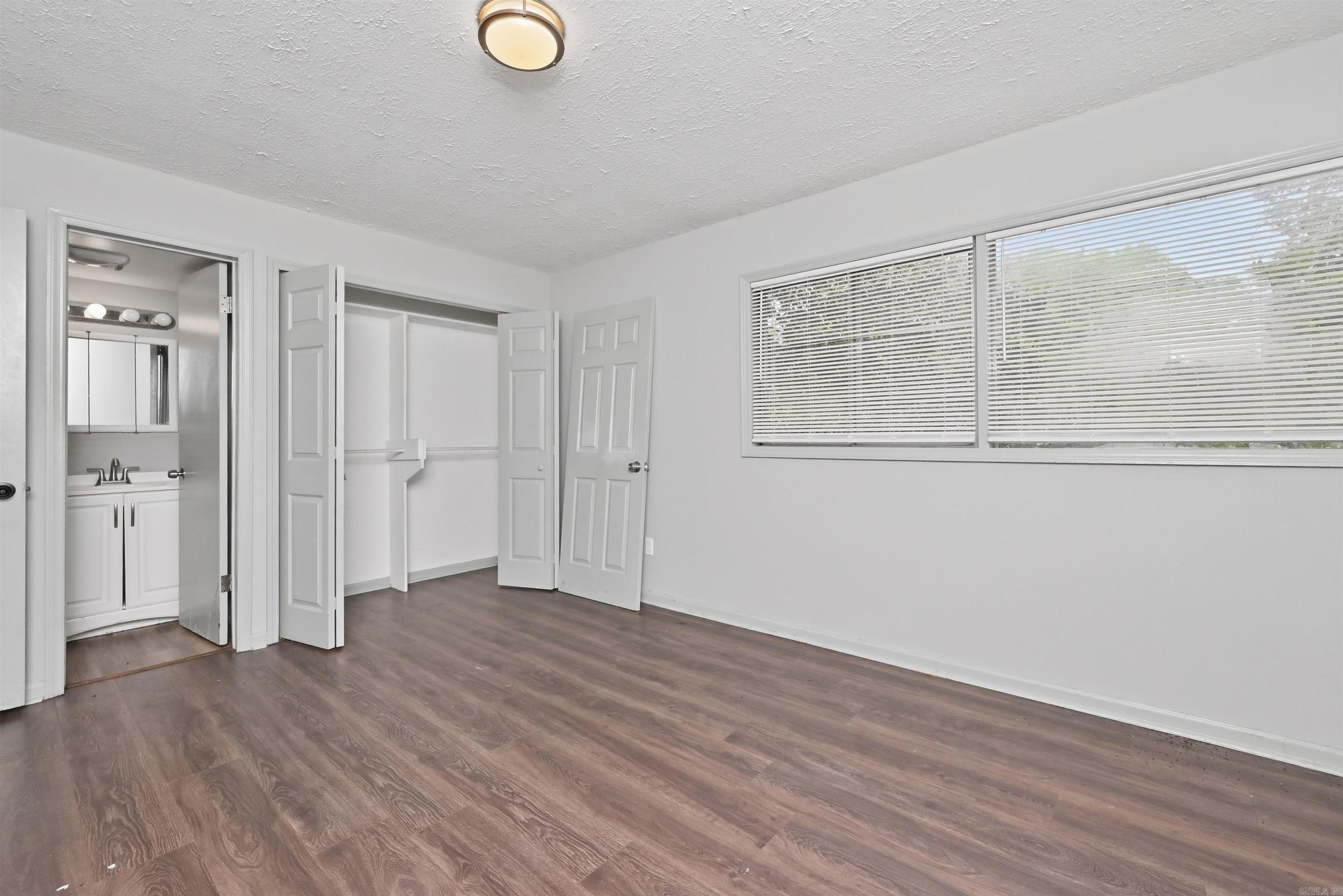 MEADOWCLIFF - Residential