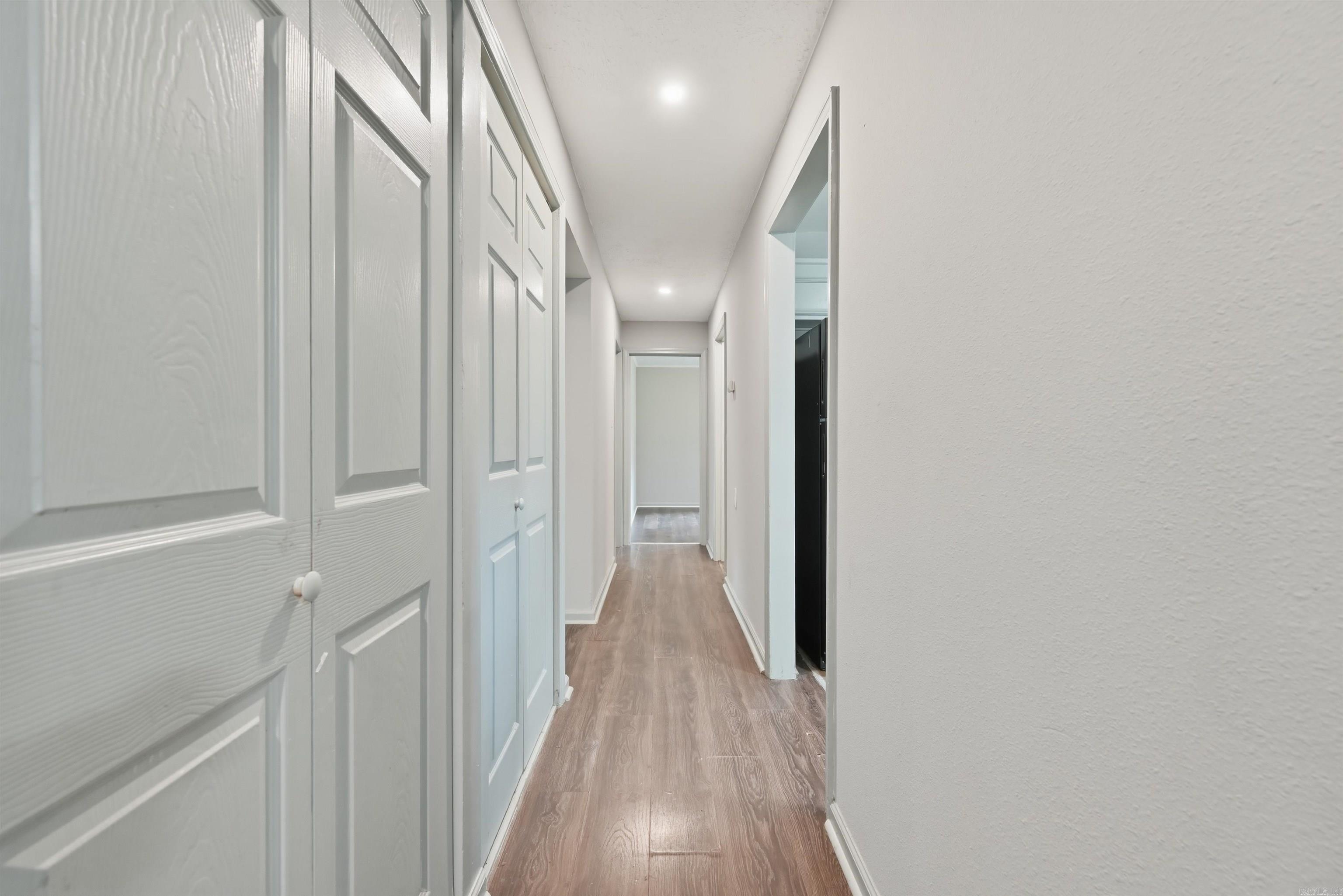 MEADOWCLIFF - Residential