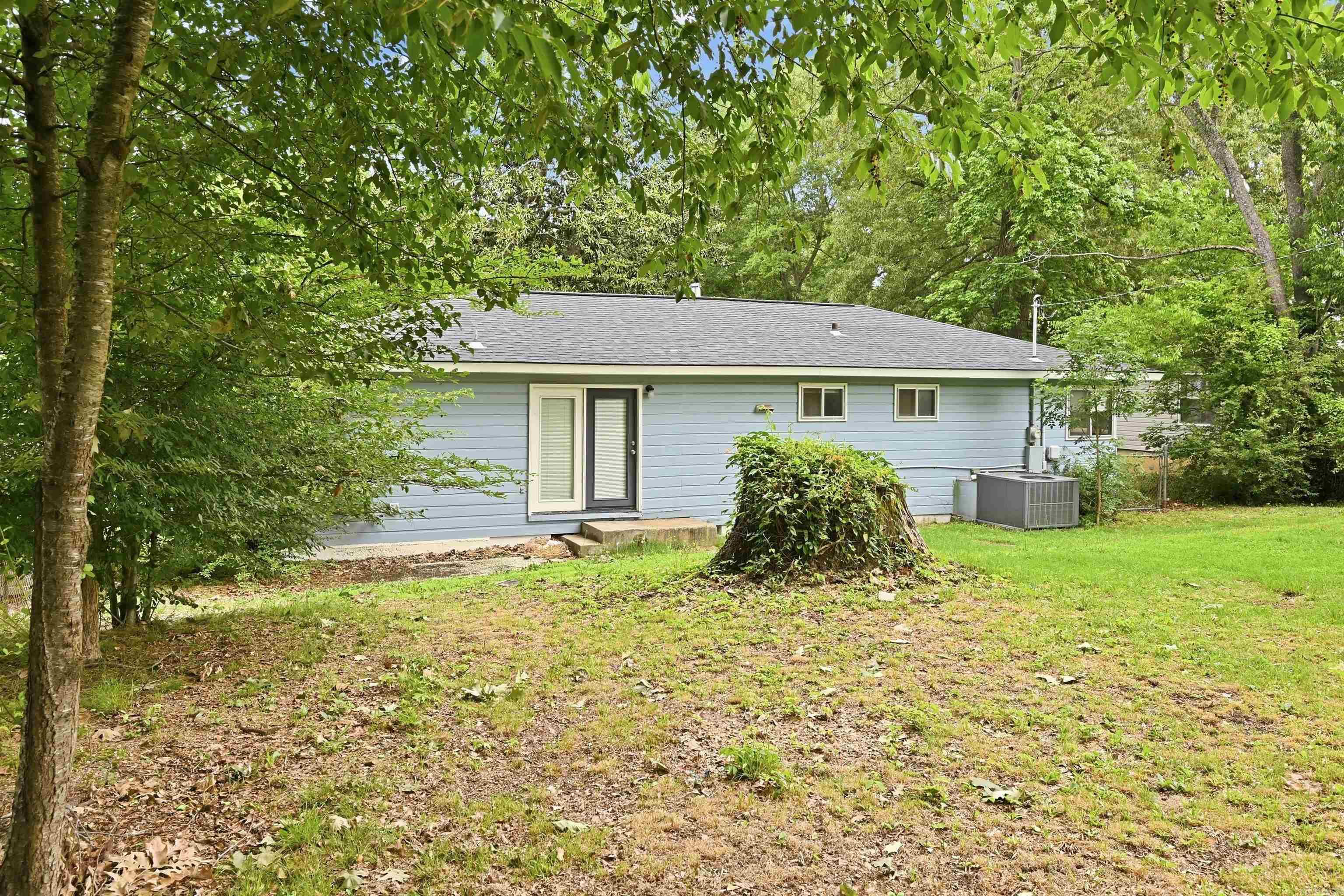 MEADOWCLIFF - Residential