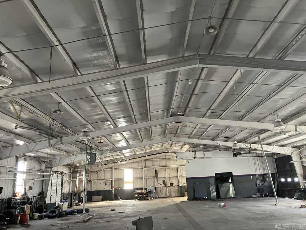 Metes & Bounds - Commercial Sale