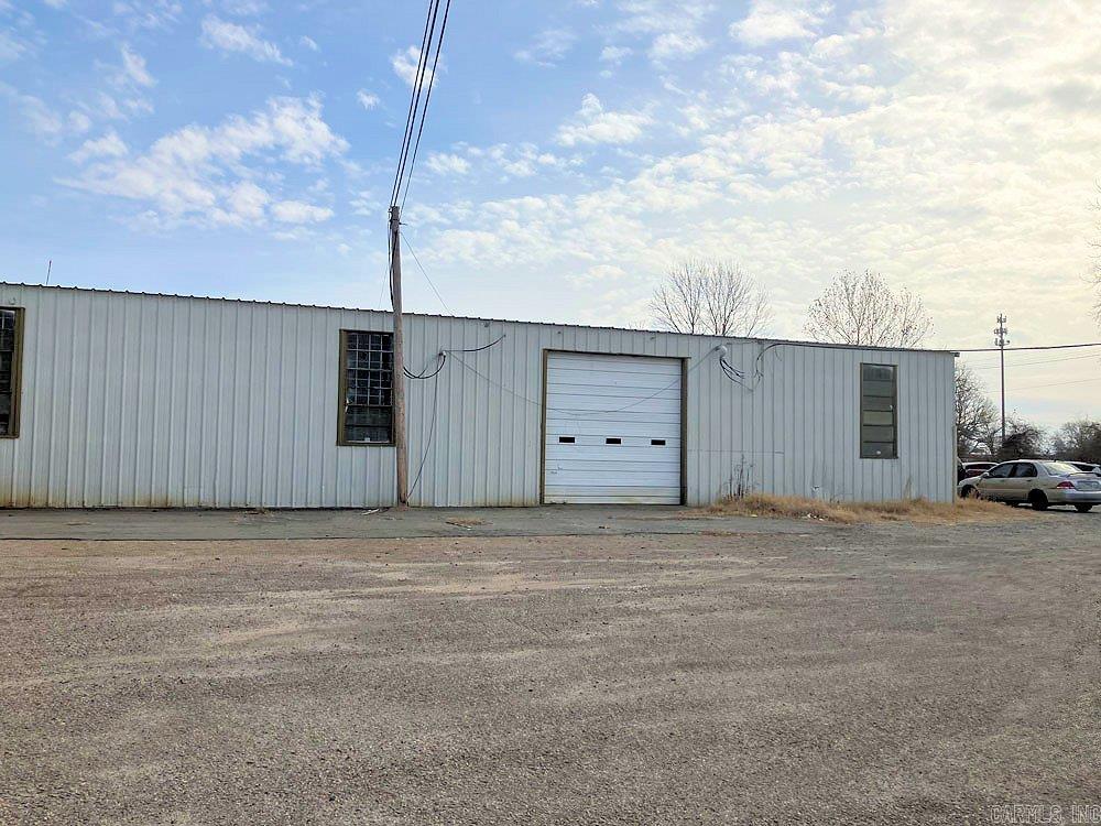 Metes & Bounds - Commercial Sale