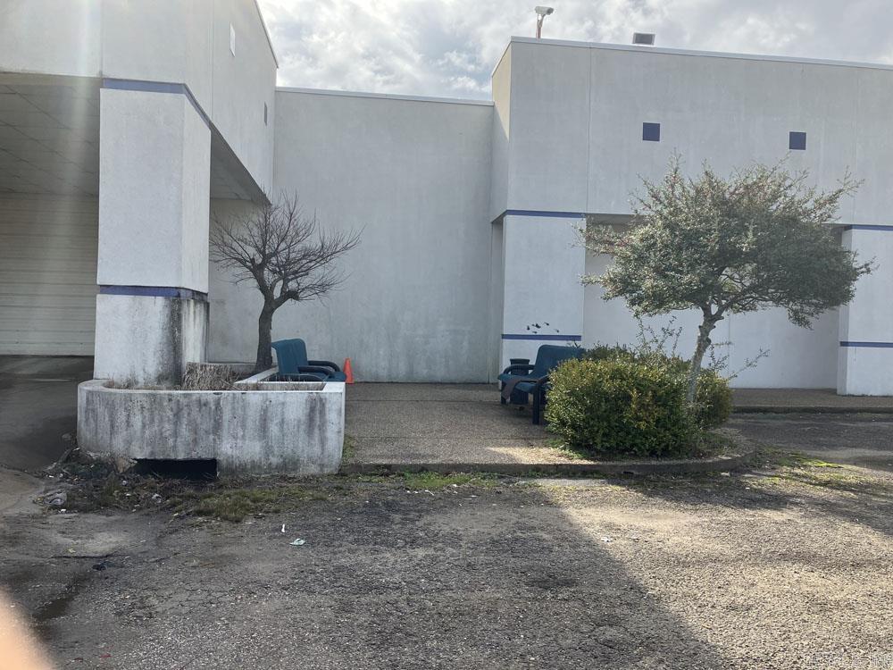 Metes & Bounds - Commercial Sale