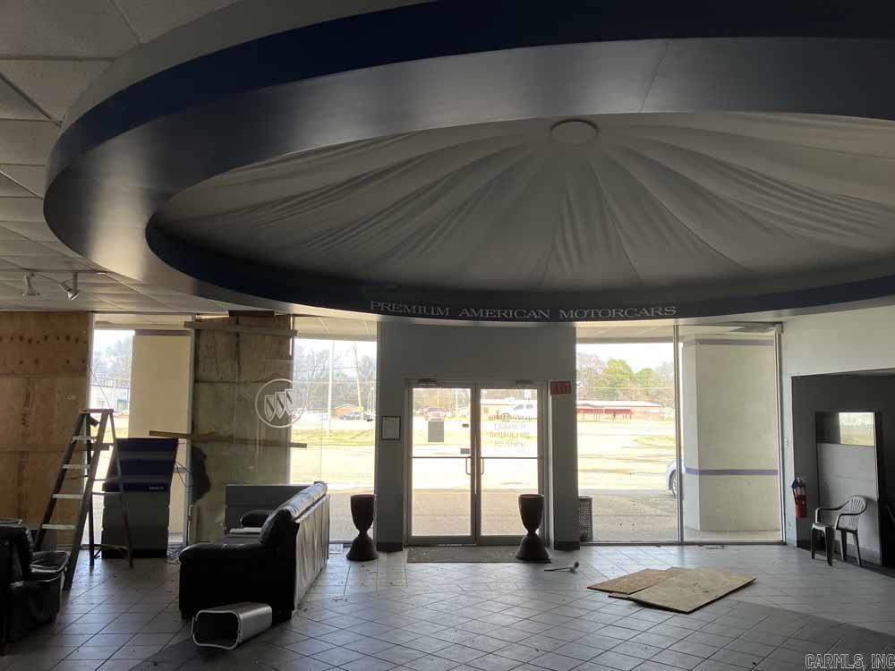 Metes & Bounds - Commercial Sale