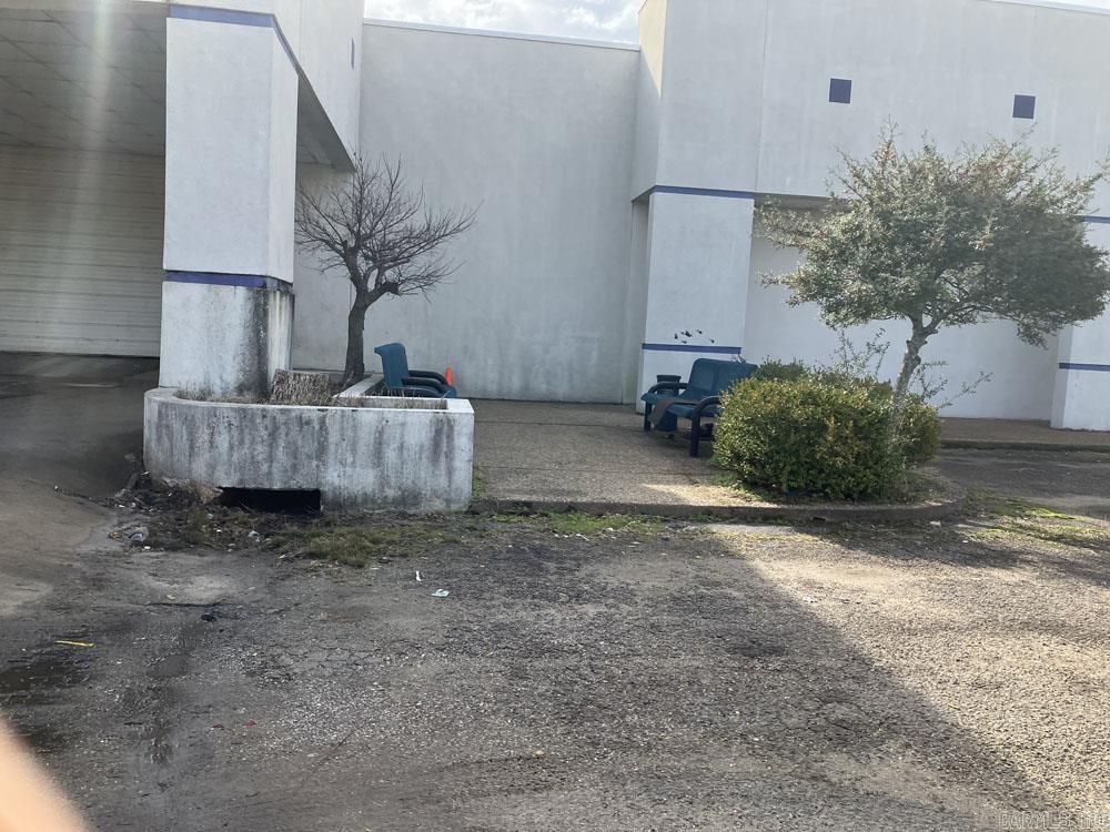 Metes & Bounds - Commercial Sale