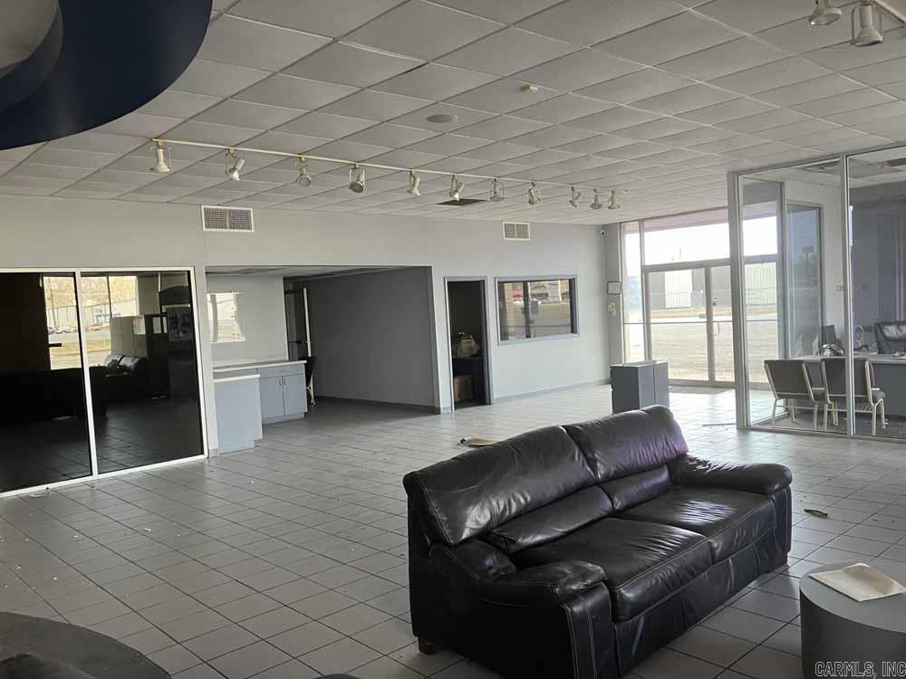 Metes & Bounds - Commercial Sale