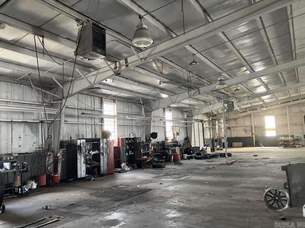 Metes & Bounds - Commercial Sale