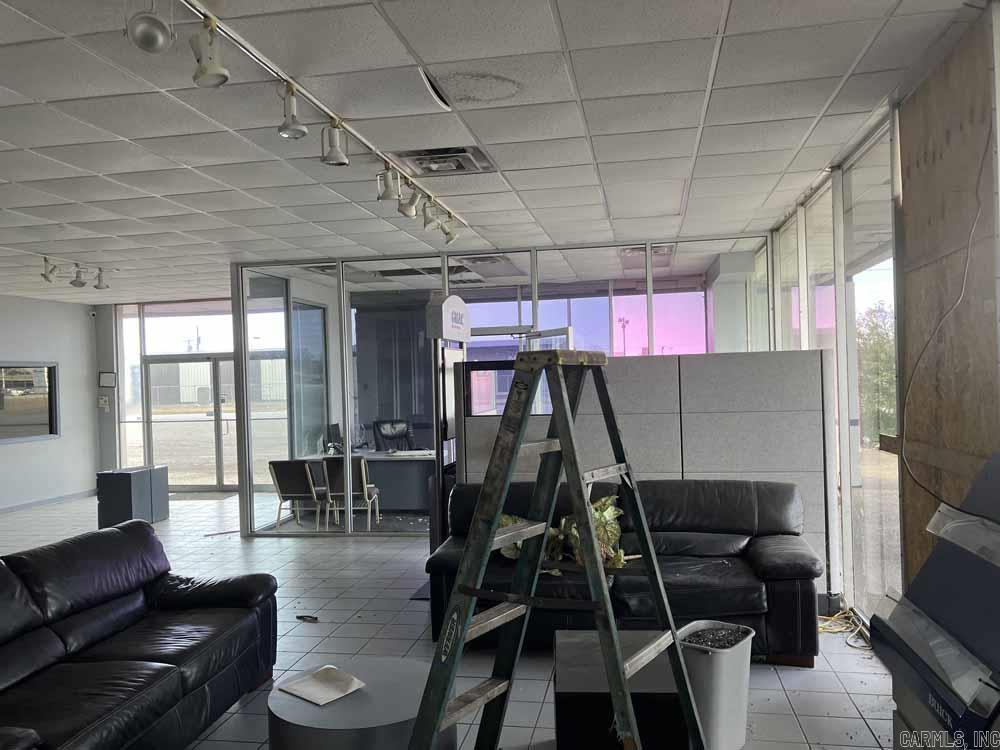 Metes & Bounds - Commercial Sale