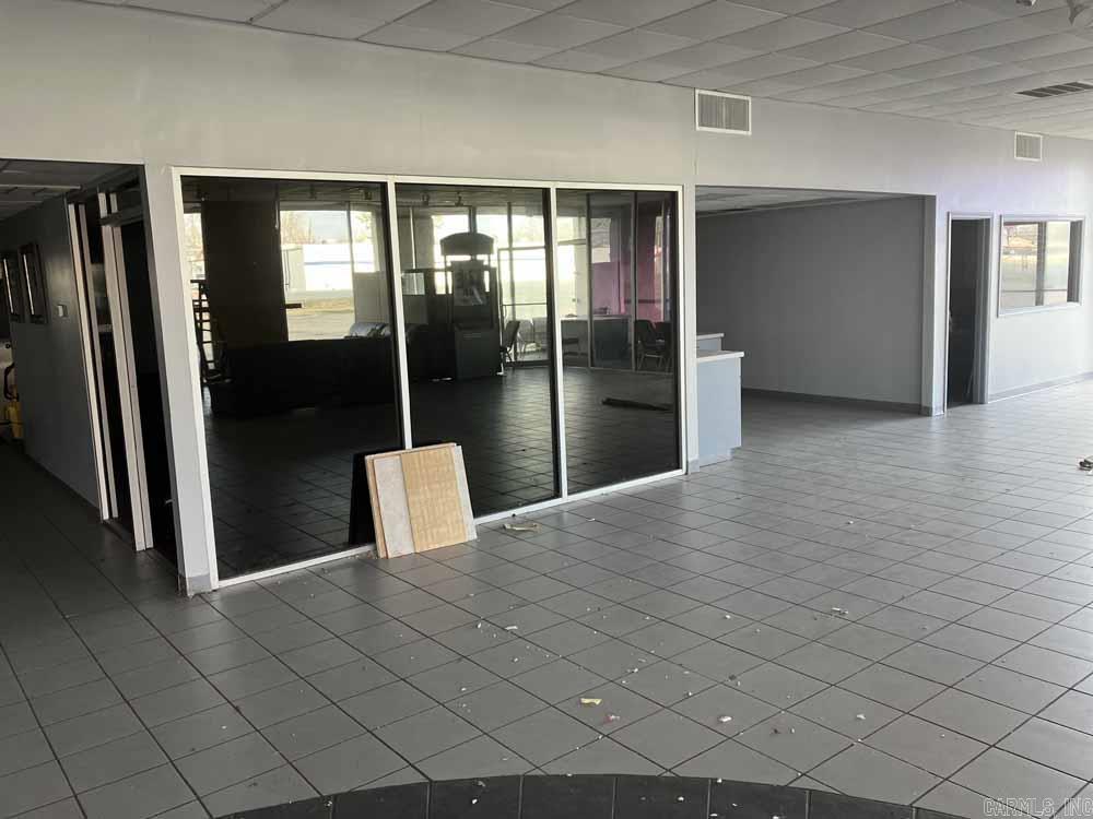 Metes & Bounds - Commercial Sale