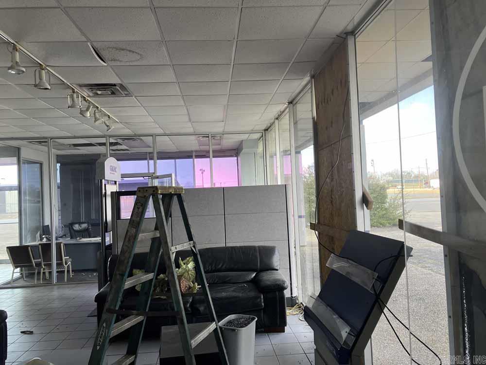 Metes & Bounds - Commercial Sale