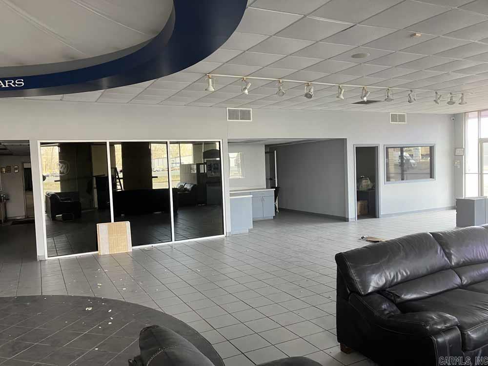 Metes & Bounds - Commercial Sale