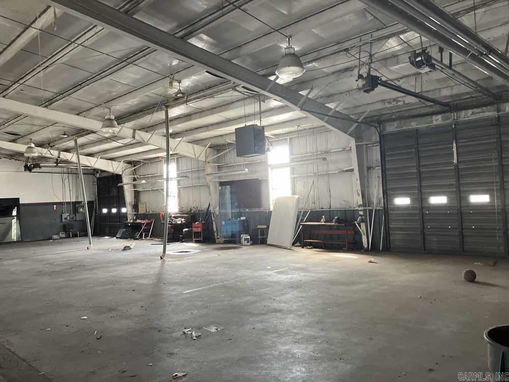 Metes & Bounds - Commercial Sale