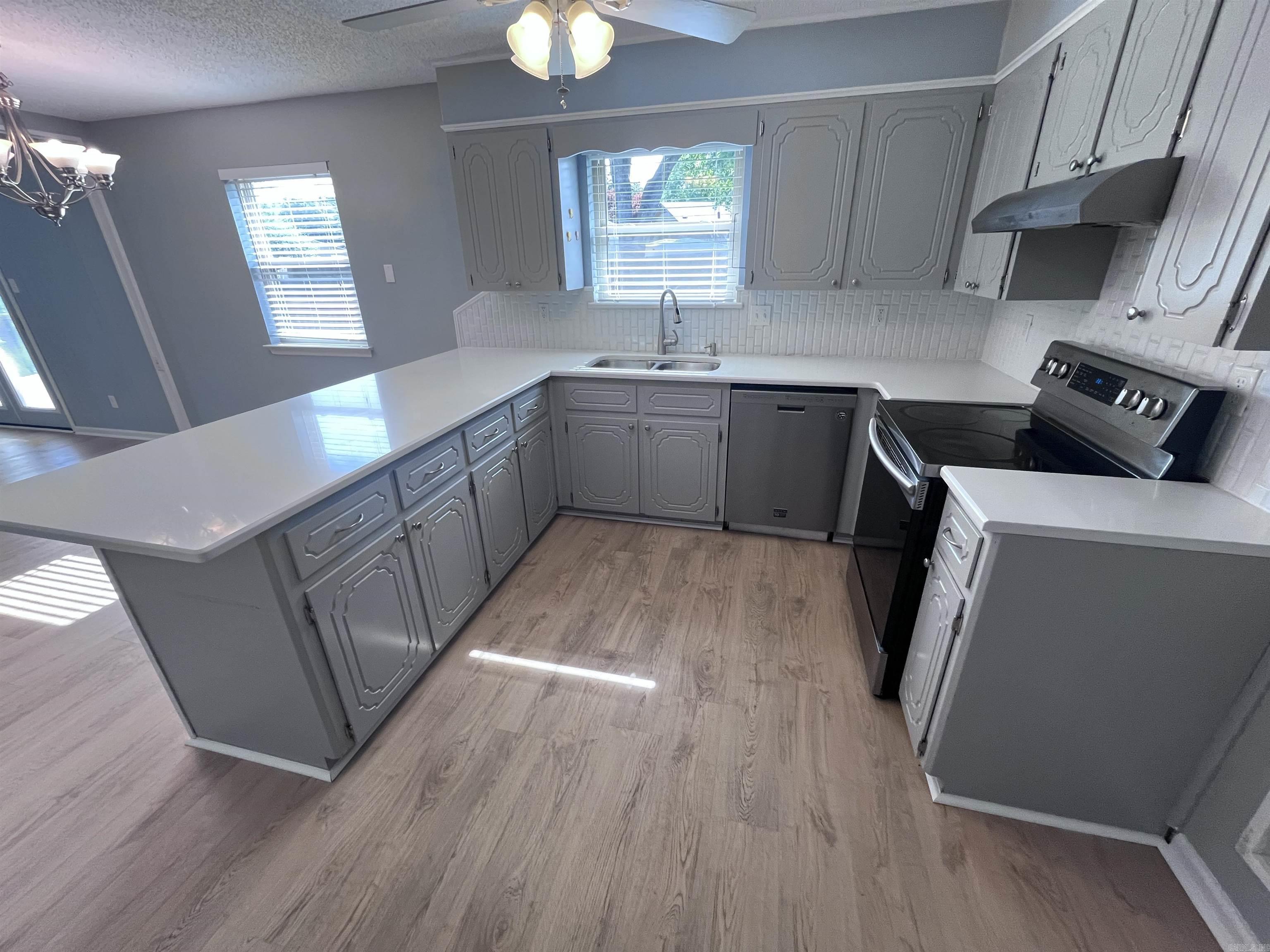 Stonewall - Residential Lease
