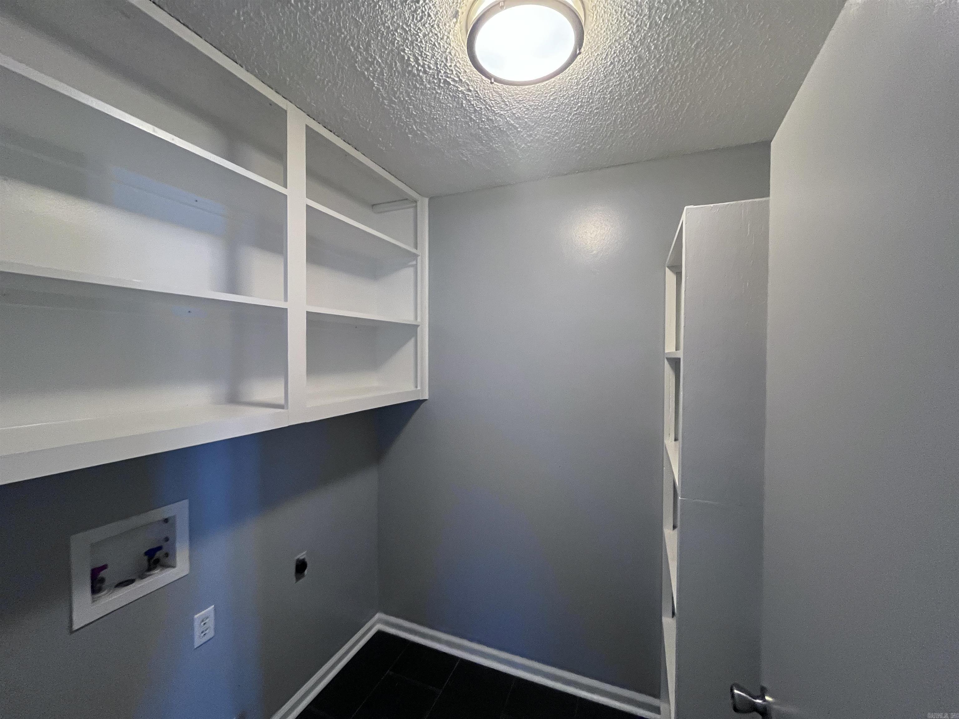 Stonewall - Residential Lease